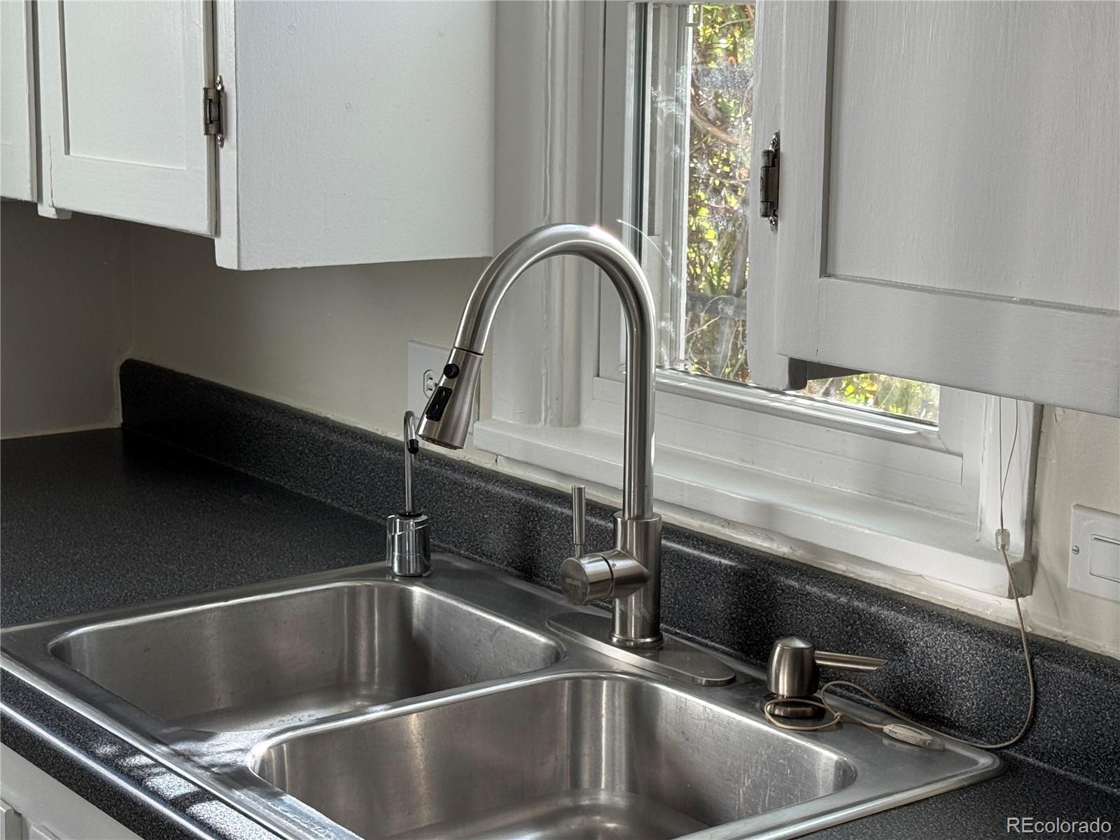 MLS Image #9 for 4624 s logan street,englewood, Colorado