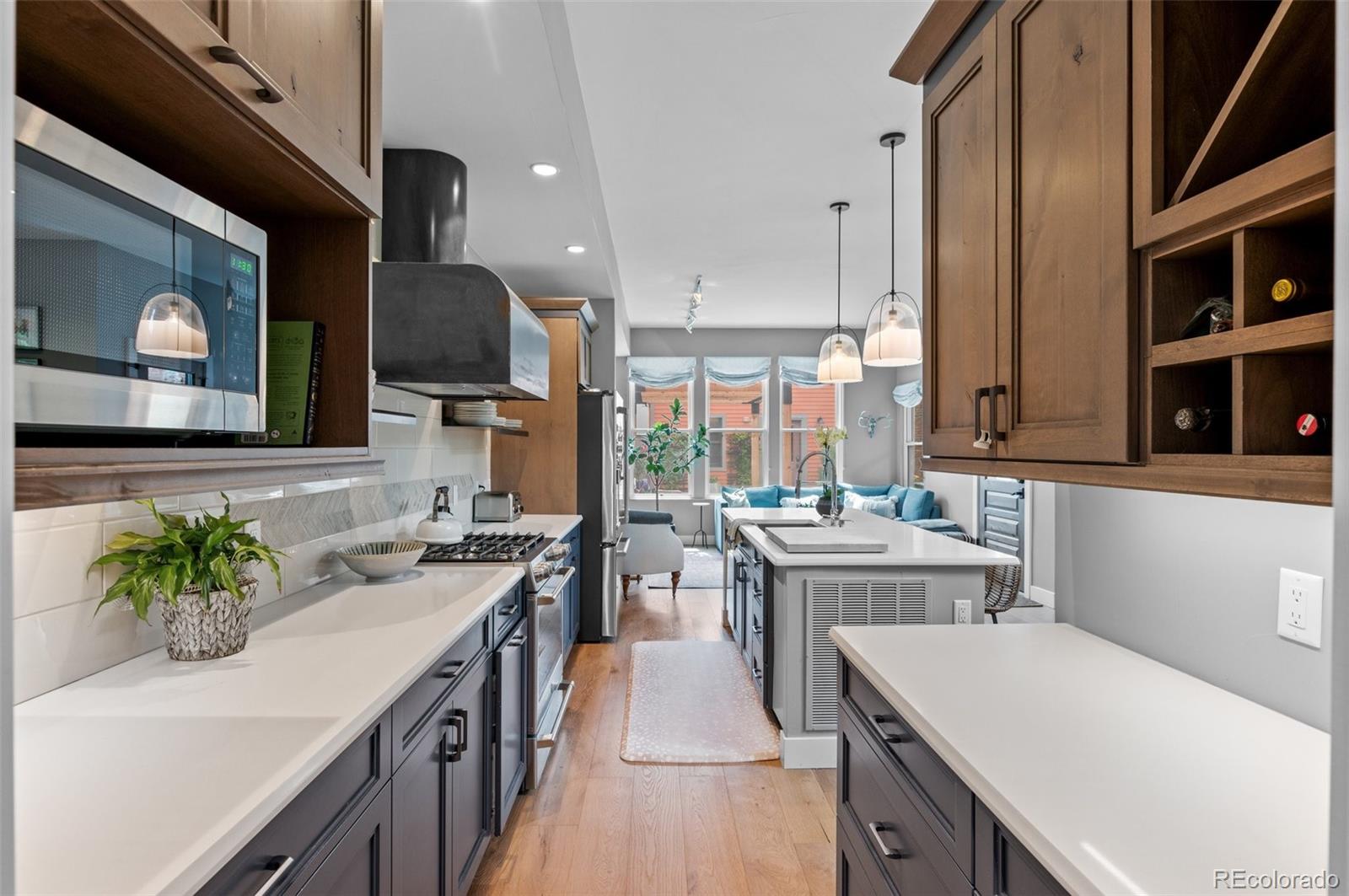 MLS Image #11 for 2880  curtis street ,denver, Colorado