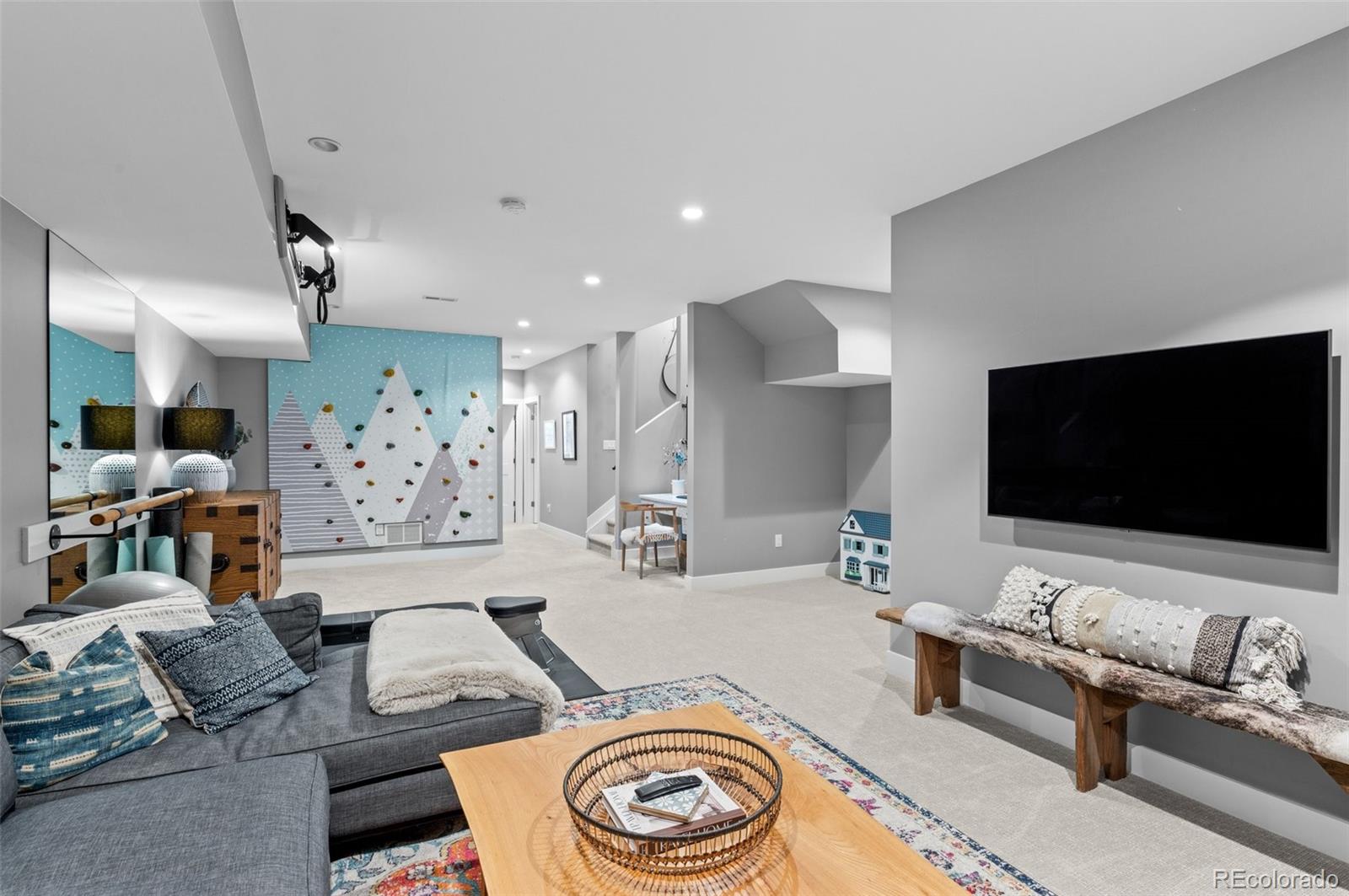 MLS Image #33 for 2880  curtis street ,denver, Colorado