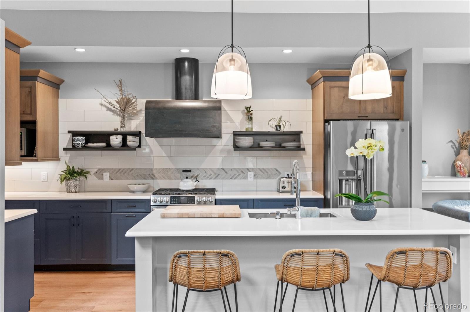 MLS Image #7 for 2880  curtis street ,denver, Colorado