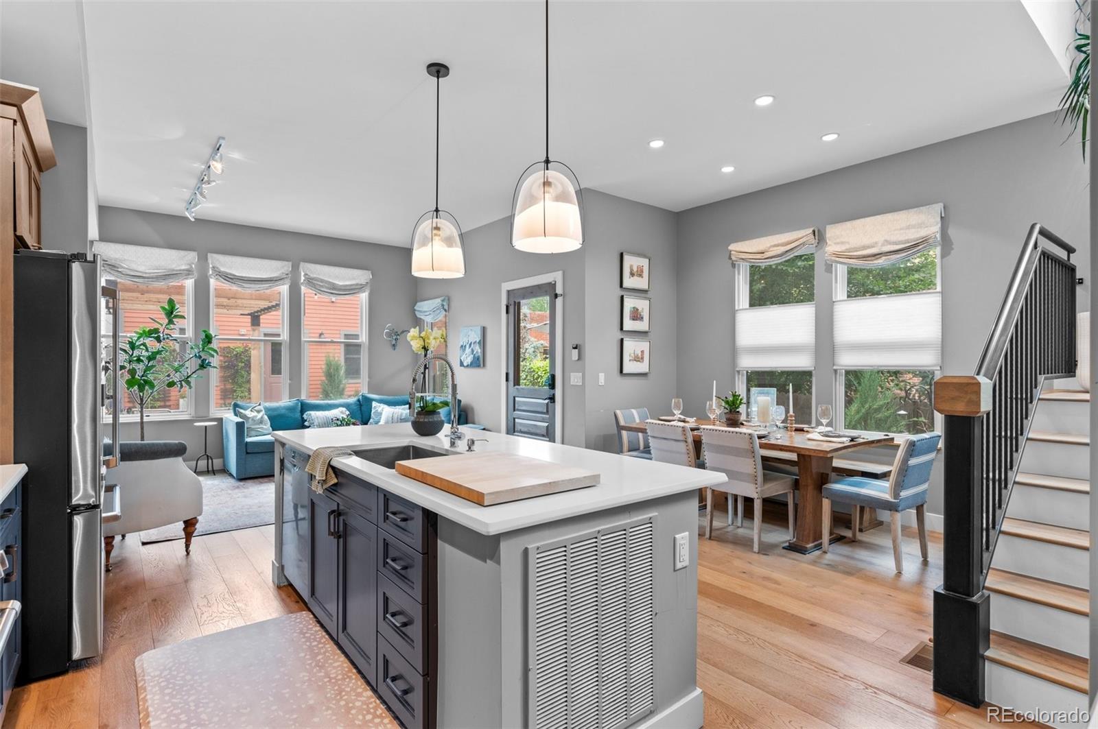 MLS Image #9 for 2880  curtis street ,denver, Colorado