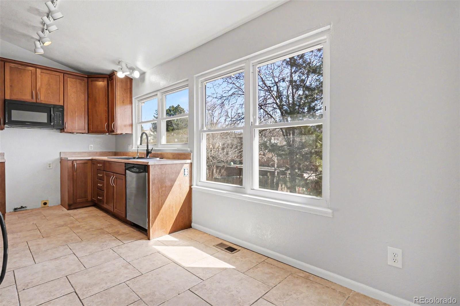 MLS Image #3 for 18967 e mercer drive,aurora, Colorado