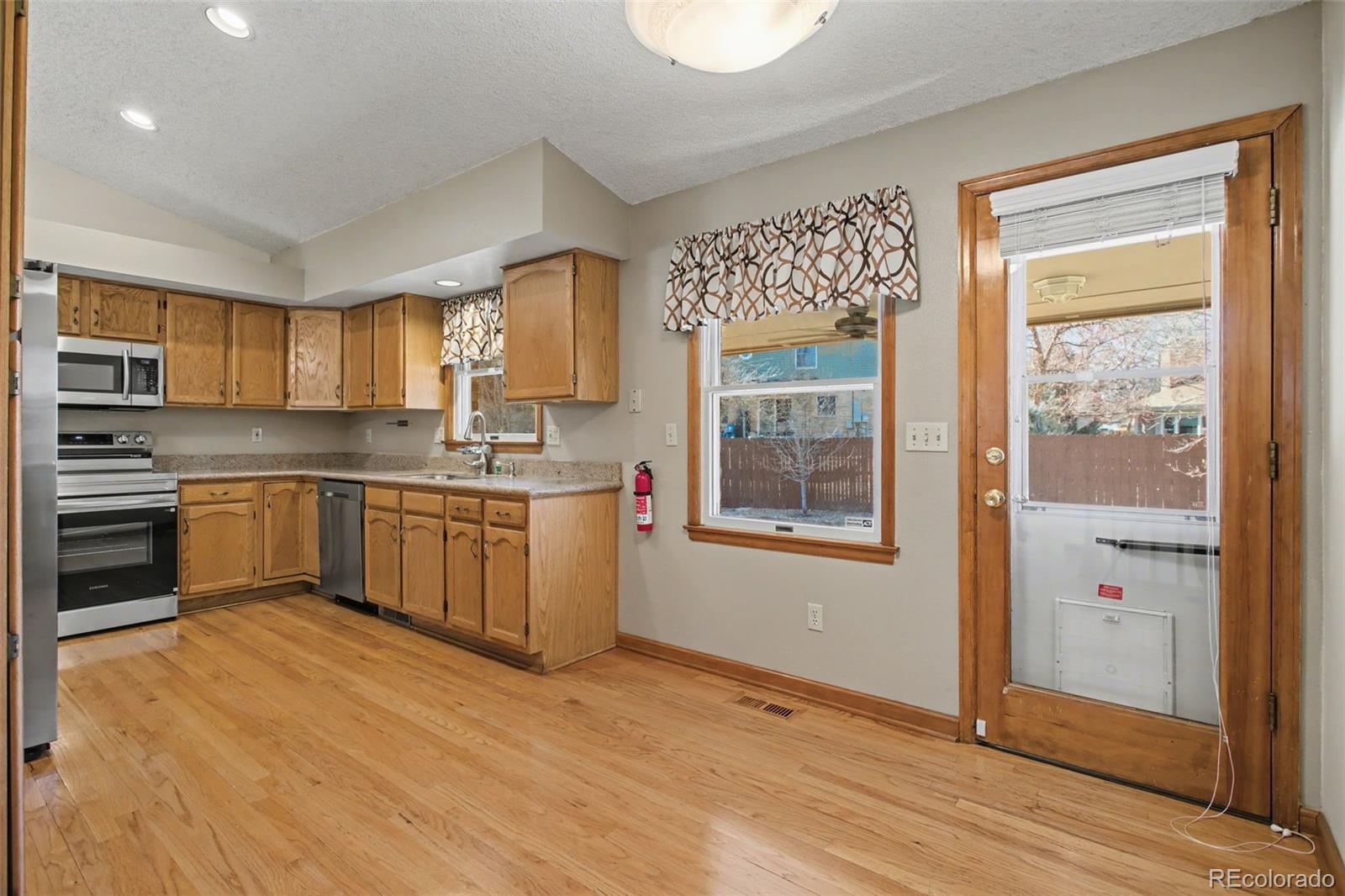 MLS Image #10 for 12453  clayton court,thornton, Colorado