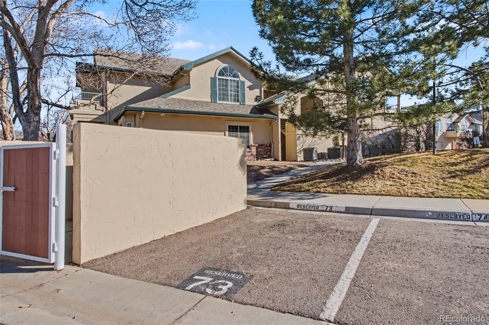 MLS Image #2 for 8671 e dry creek road 711,englewood, Colorado
