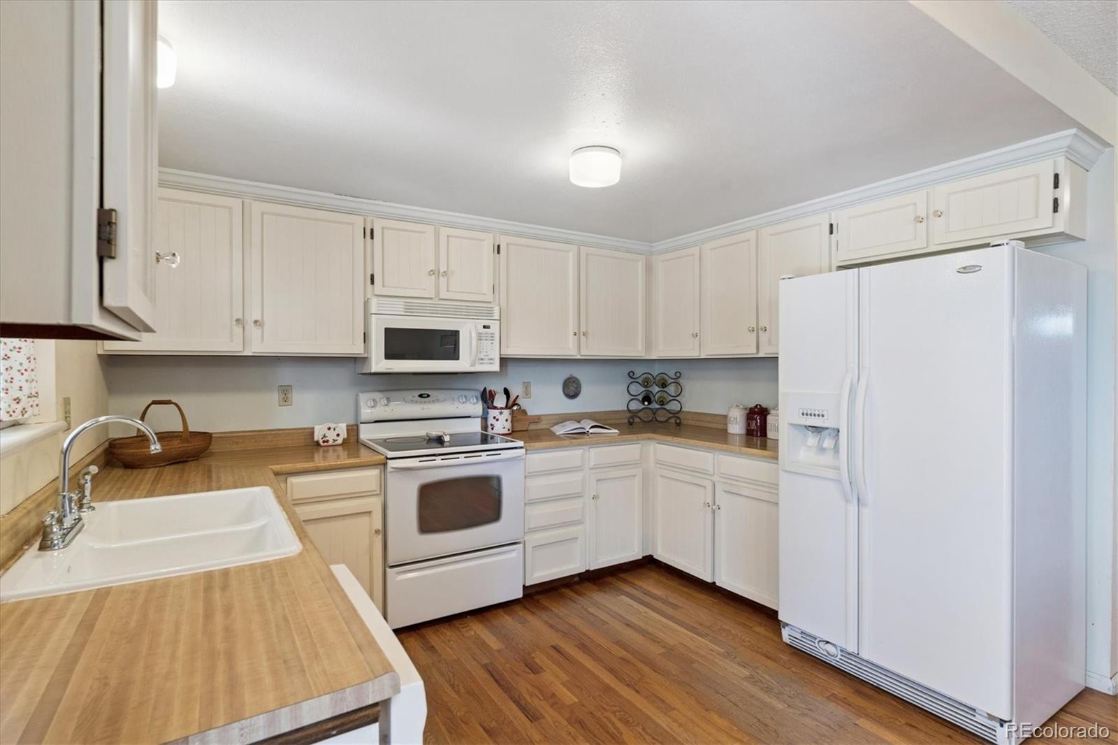 MLS Image #10 for 7076 s elm court,centennial, Colorado
