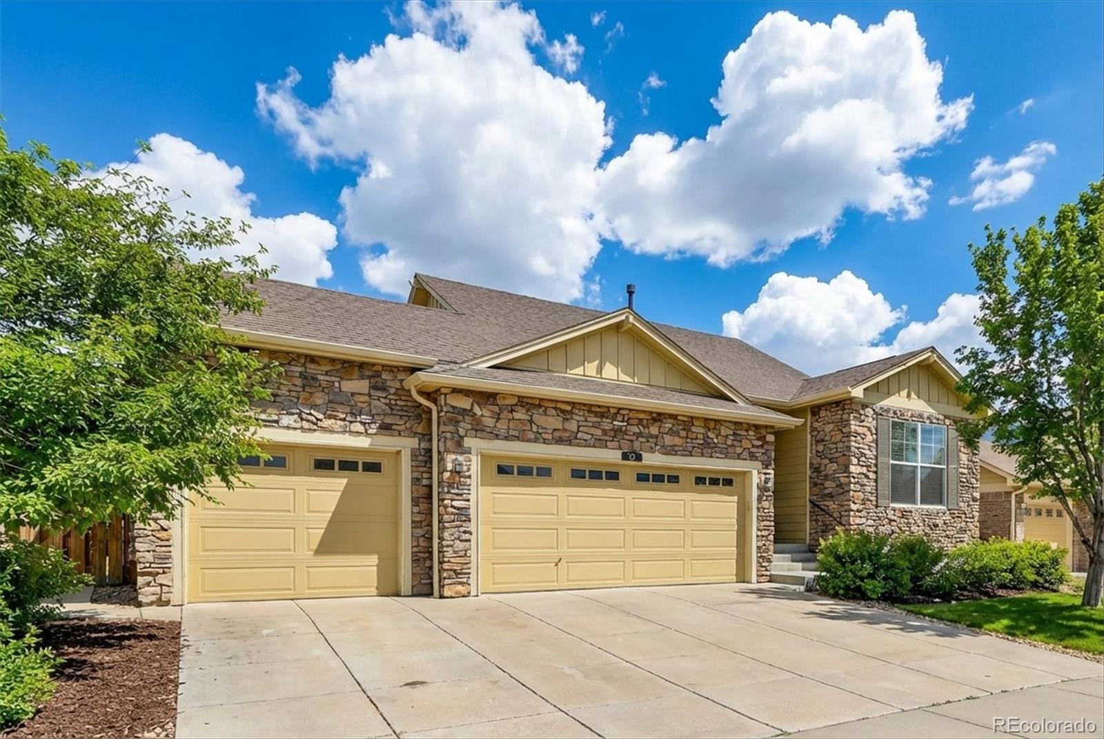 MLS Image #1 for 75 n newcastle court,aurora, Colorado
