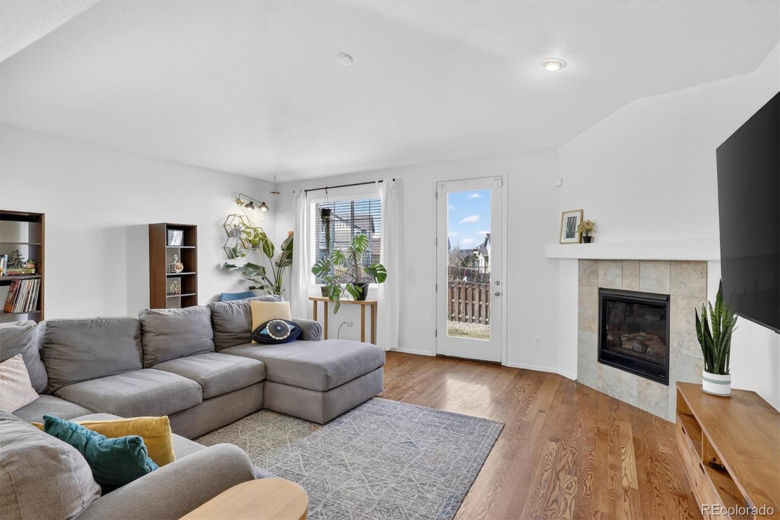 MLS Image #11 for 75 n newcastle court,aurora, Colorado