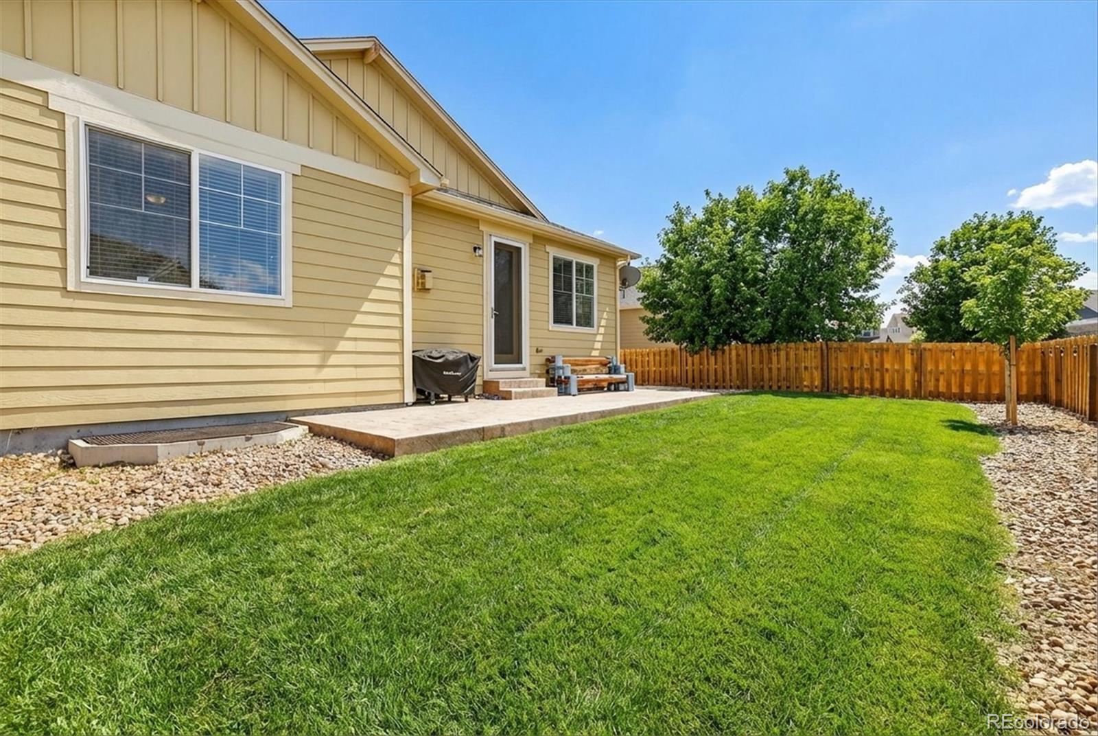 MLS Image #3 for 75 n newcastle court,aurora, Colorado