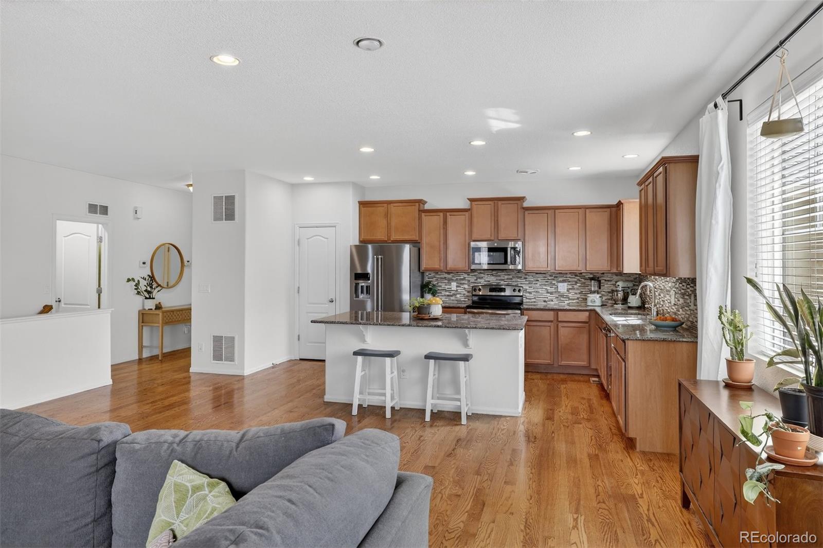 MLS Image #8 for 75 n newcastle court,aurora, Colorado