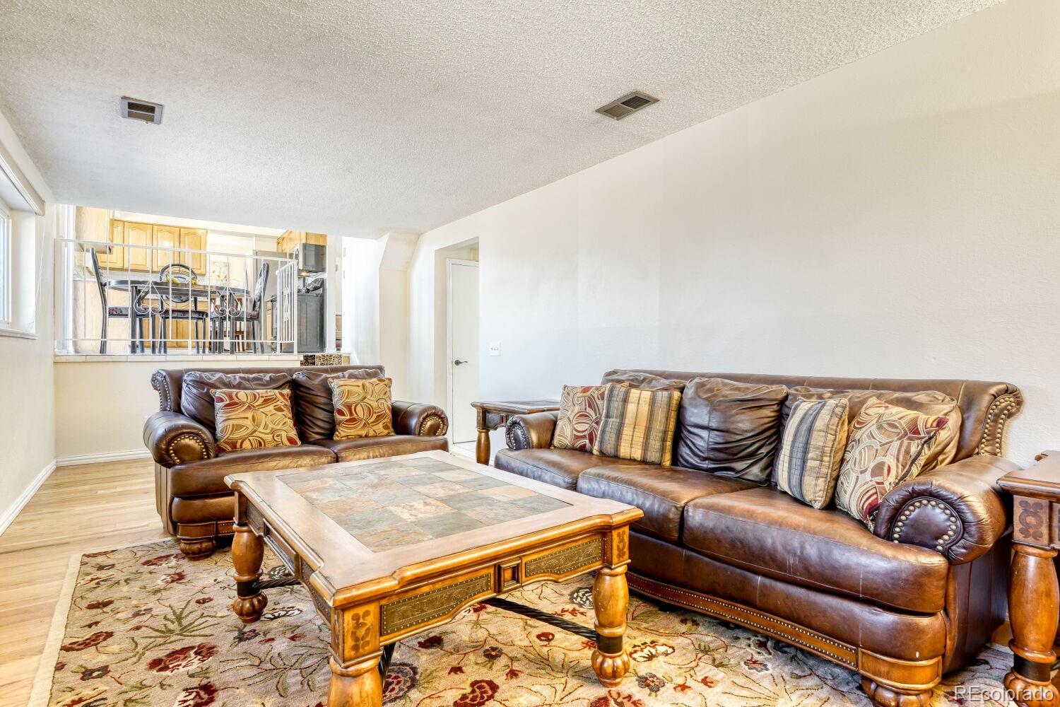 MLS Image #11 for 1520 s evanston street,aurora, Colorado