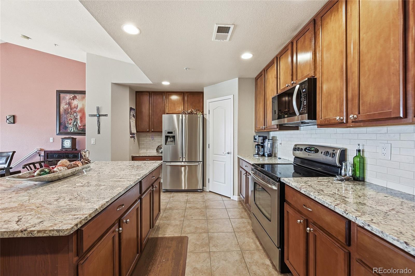 MLS Image #6 for 6222  kilmer loop 204,golden, Colorado