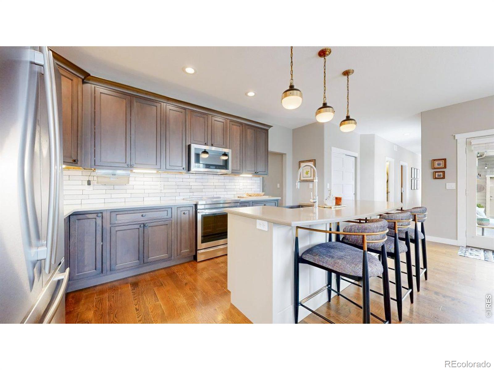 MLS Image #11 for 726  6th street,berthoud, Colorado