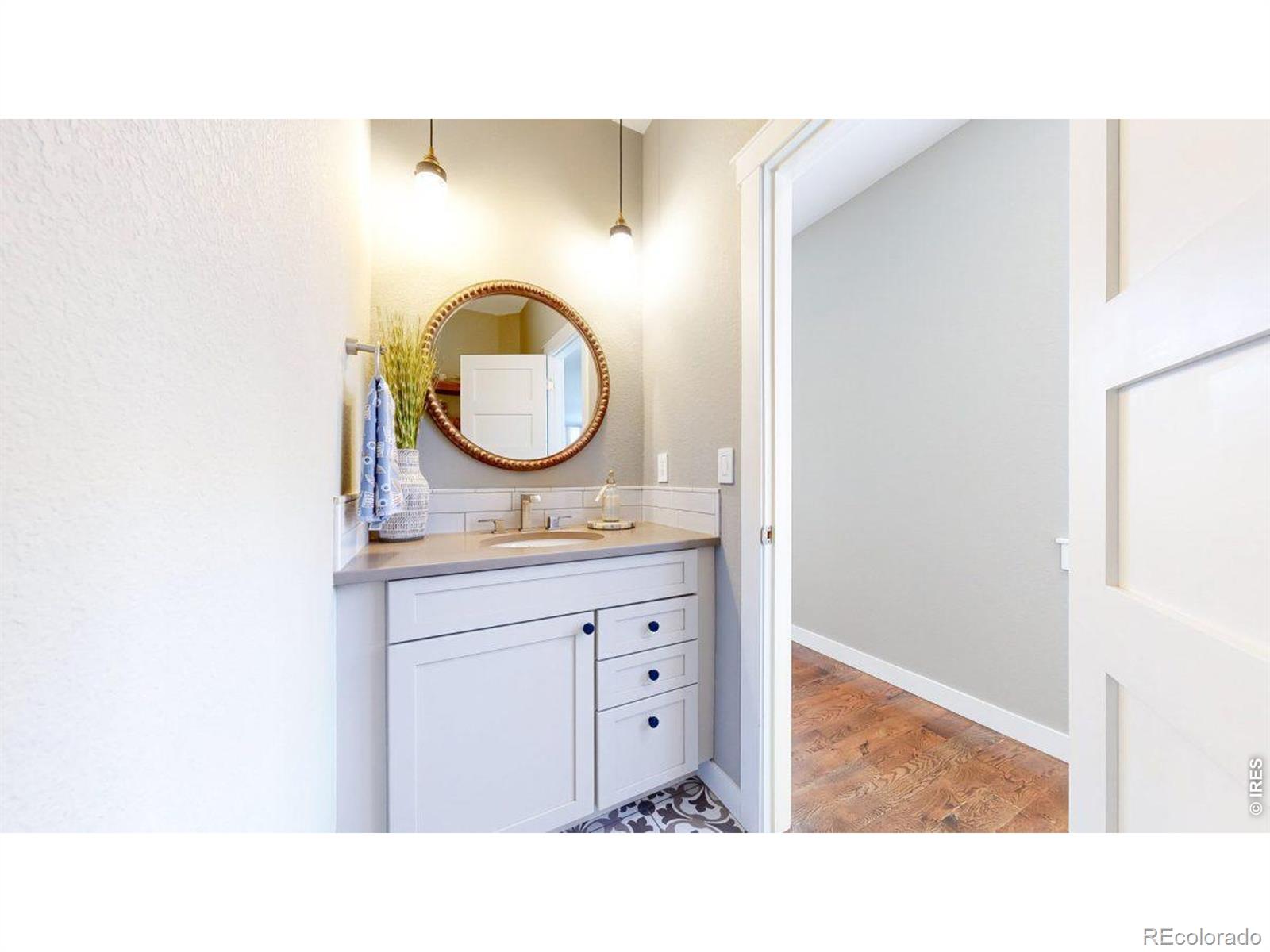MLS Image #13 for 726  6th street,berthoud, Colorado