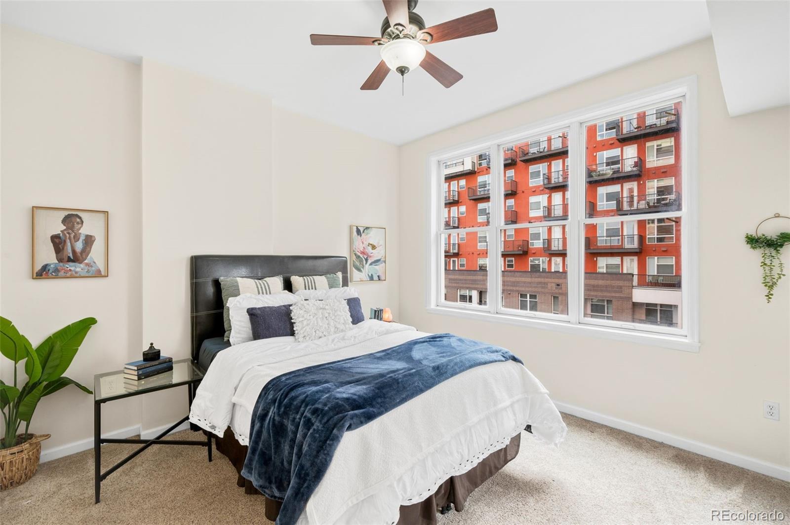 MLS Image #2 for 1950 n logan street 513,denver, Colorado