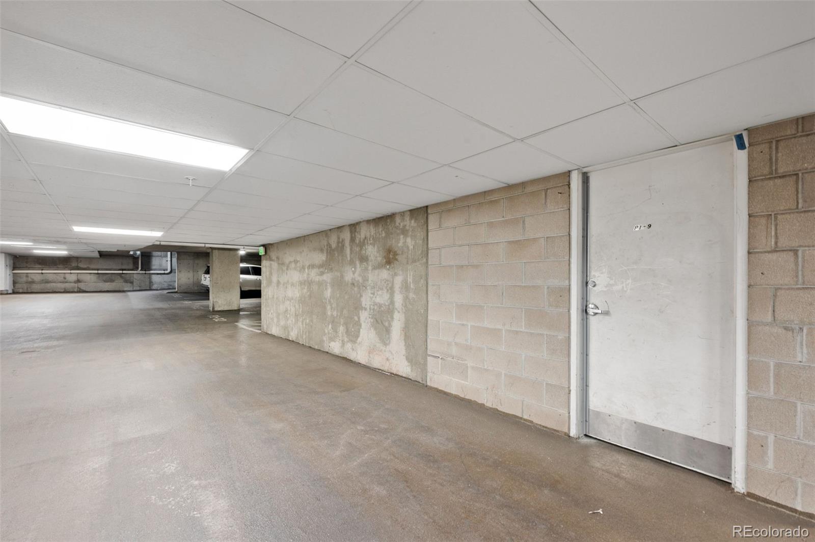 MLS Image #37 for 1950 n logan street 513,denver, Colorado