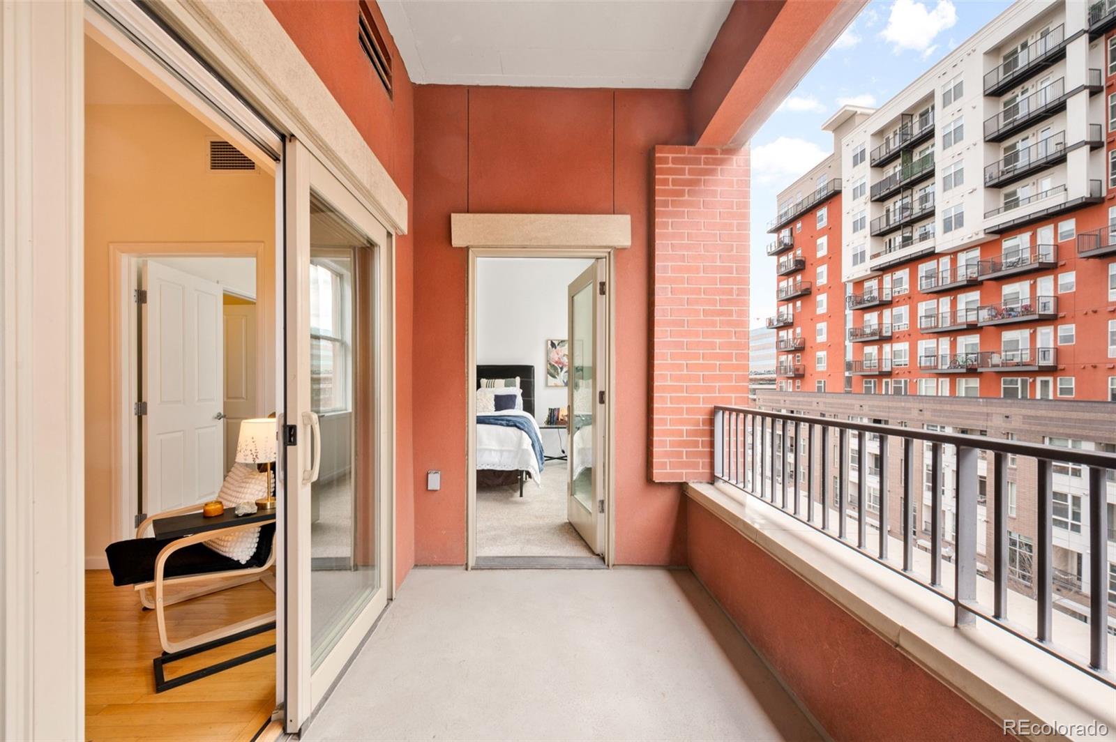 MLS Image #6 for 1950 n logan street 513,denver, Colorado
