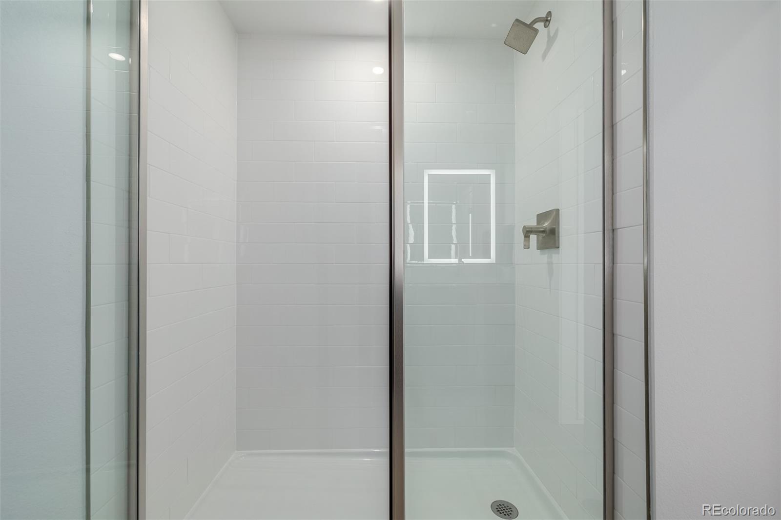 MLS Image #15 for 1634 n sheridan boulevard 203,denver, Colorado