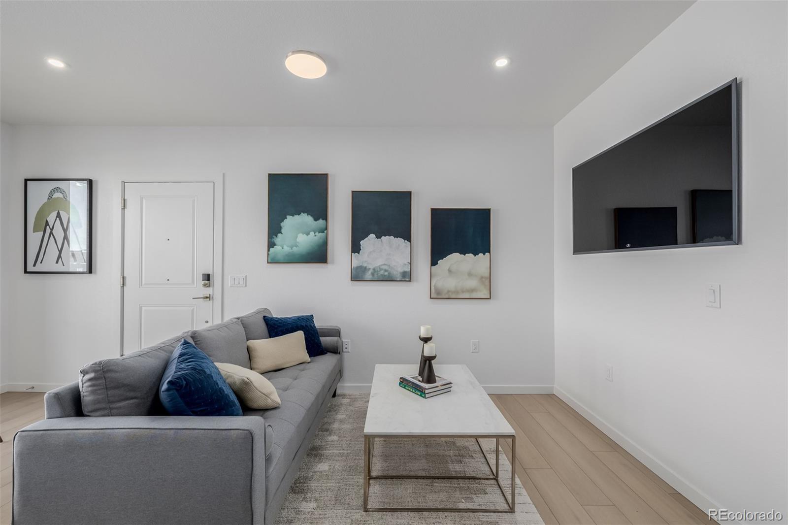 MLS Image #2 for 1634 n sheridan boulevard 203,denver, Colorado
