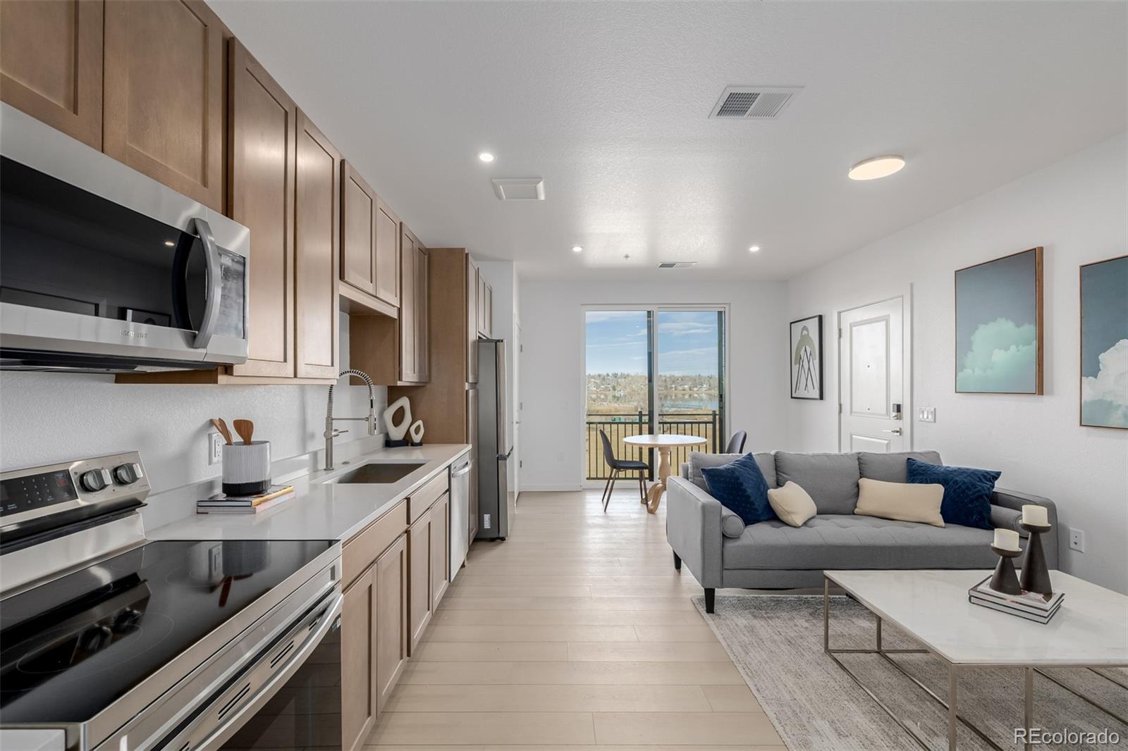MLS Image #9 for 1634 n sheridan boulevard 203,denver, Colorado