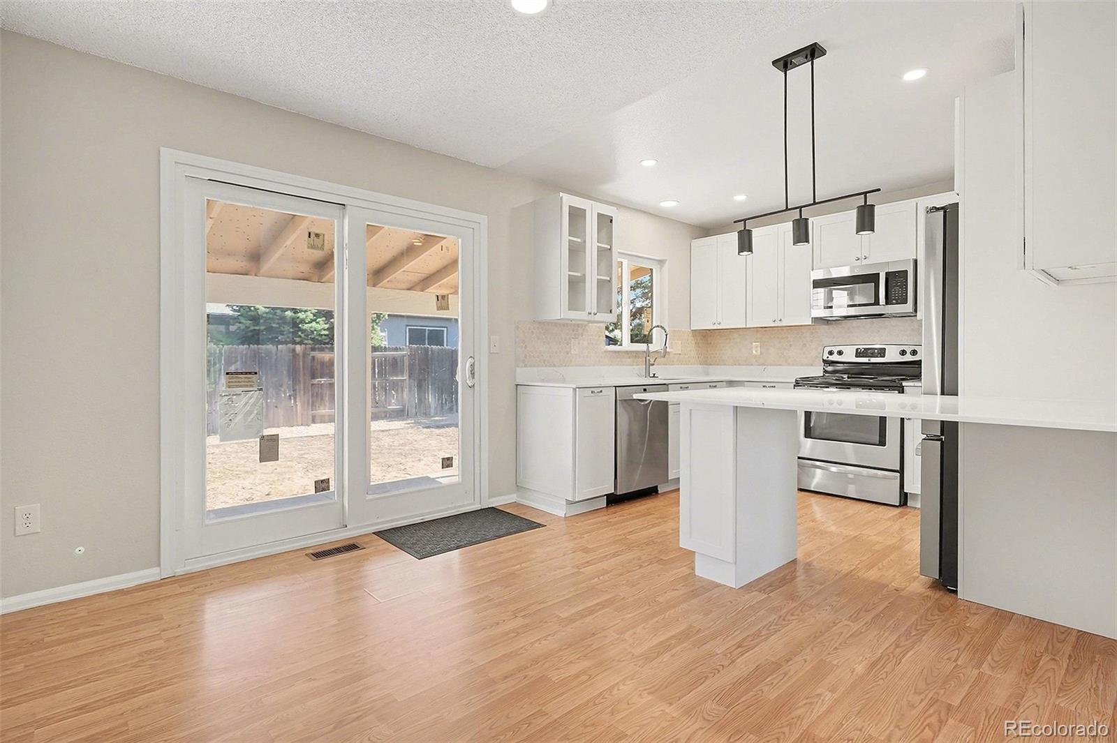 MLS Image #3 for 3642 s mobile way,aurora, Colorado