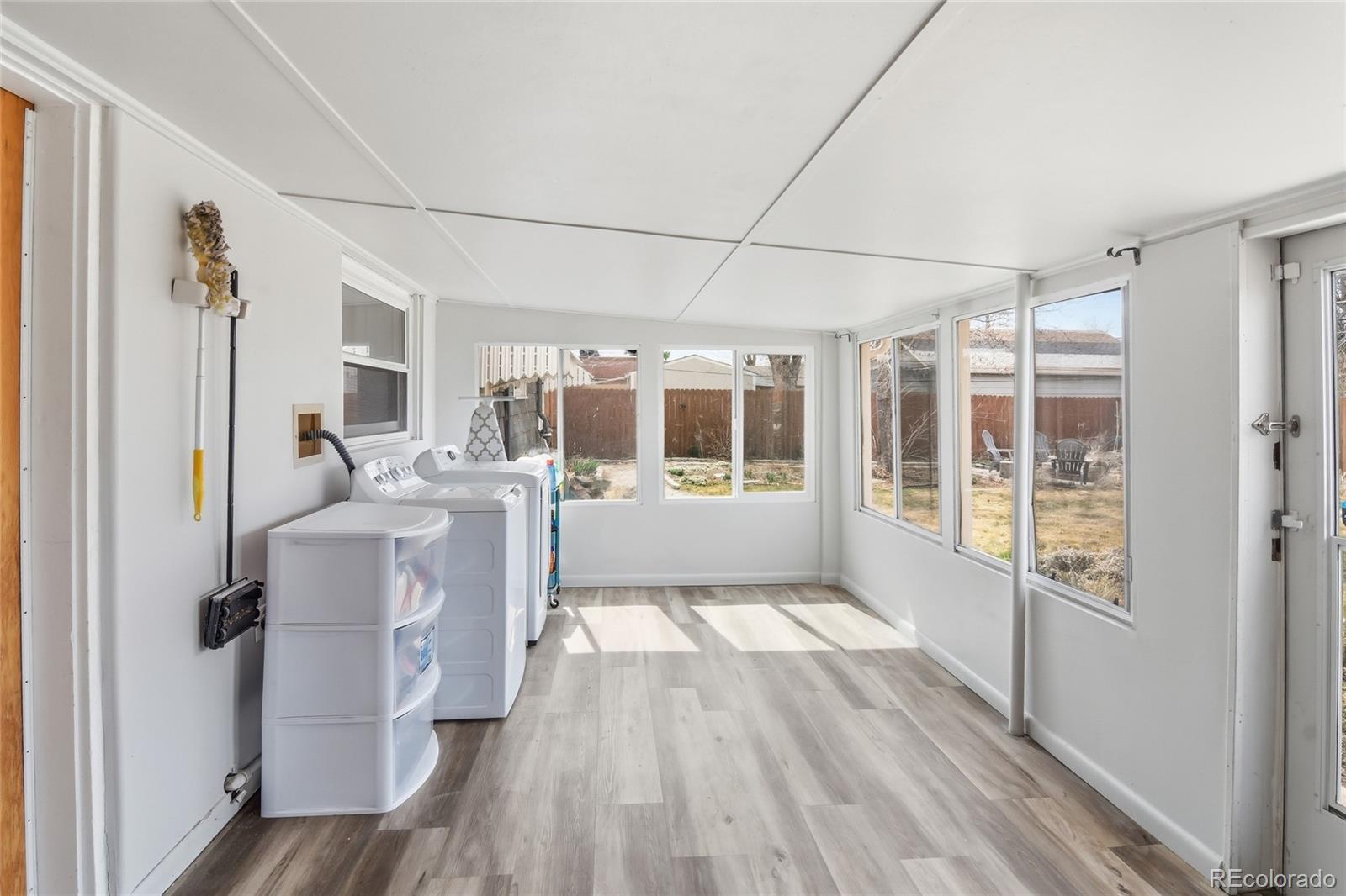 MLS Image #23 for 923  geneva street,aurora, Colorado