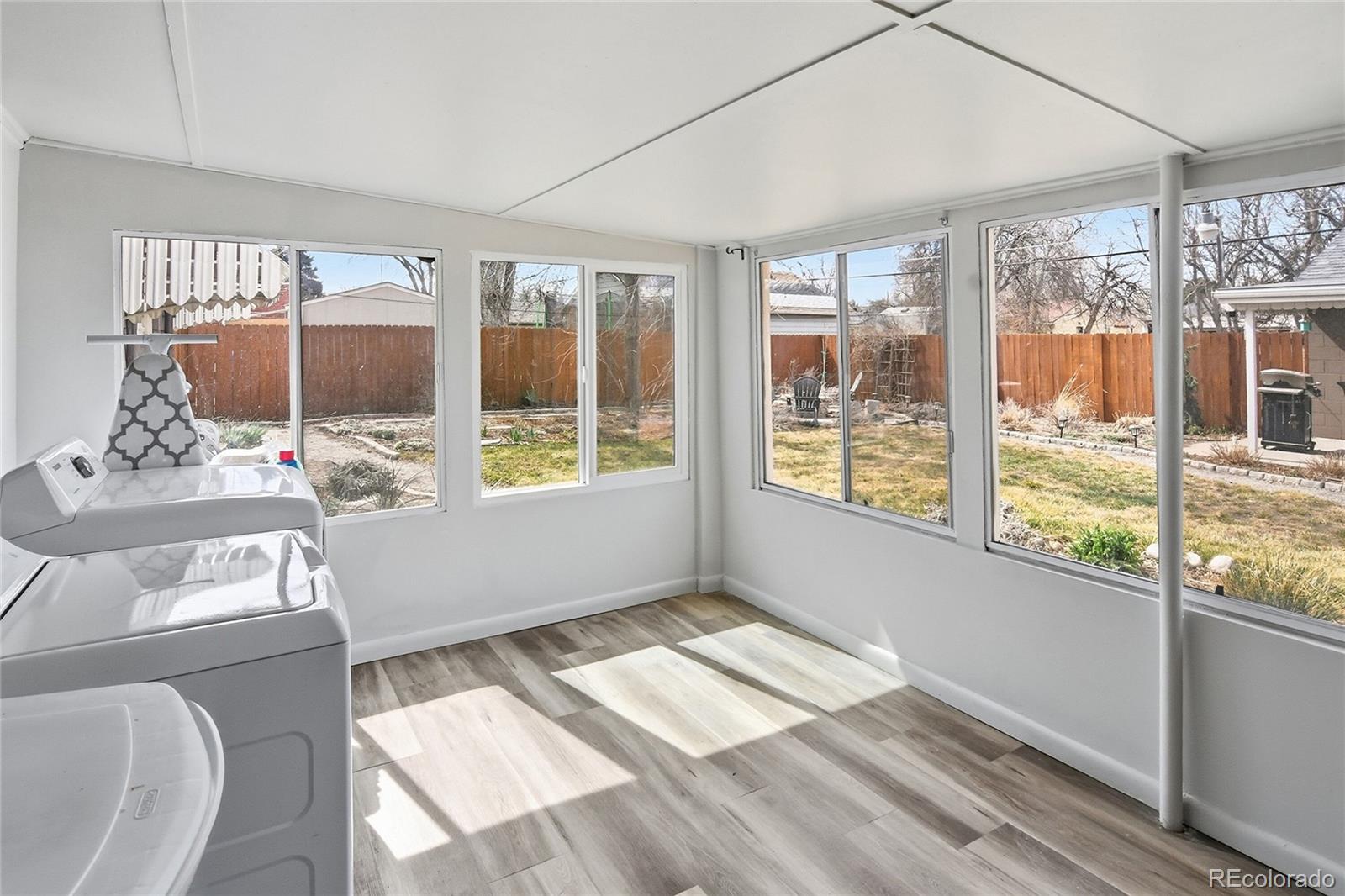 MLS Image #24 for 923  geneva street,aurora, Colorado