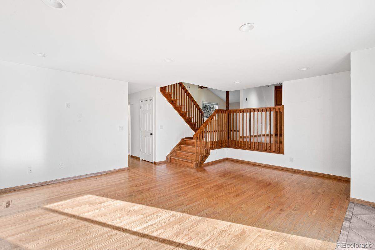 MLS Image #11 for 5931 s lima street,englewood, Colorado