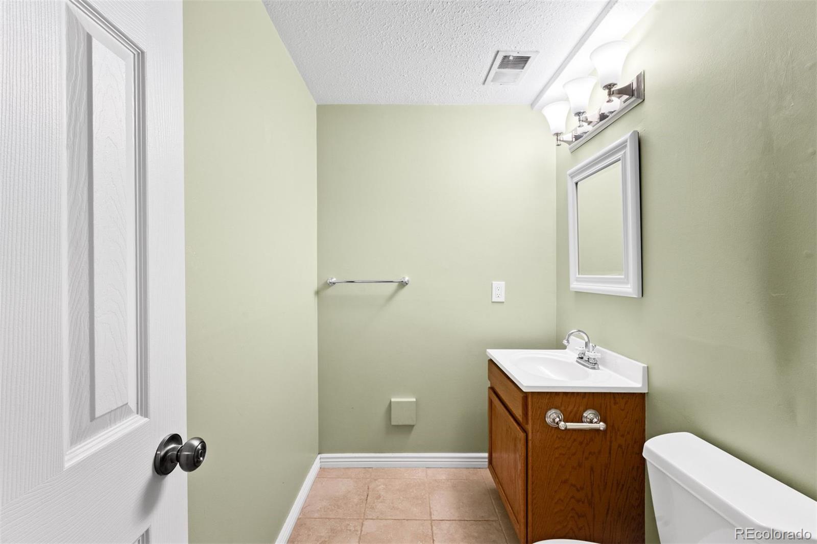 MLS Image #17 for 5931 s lima street,englewood, Colorado