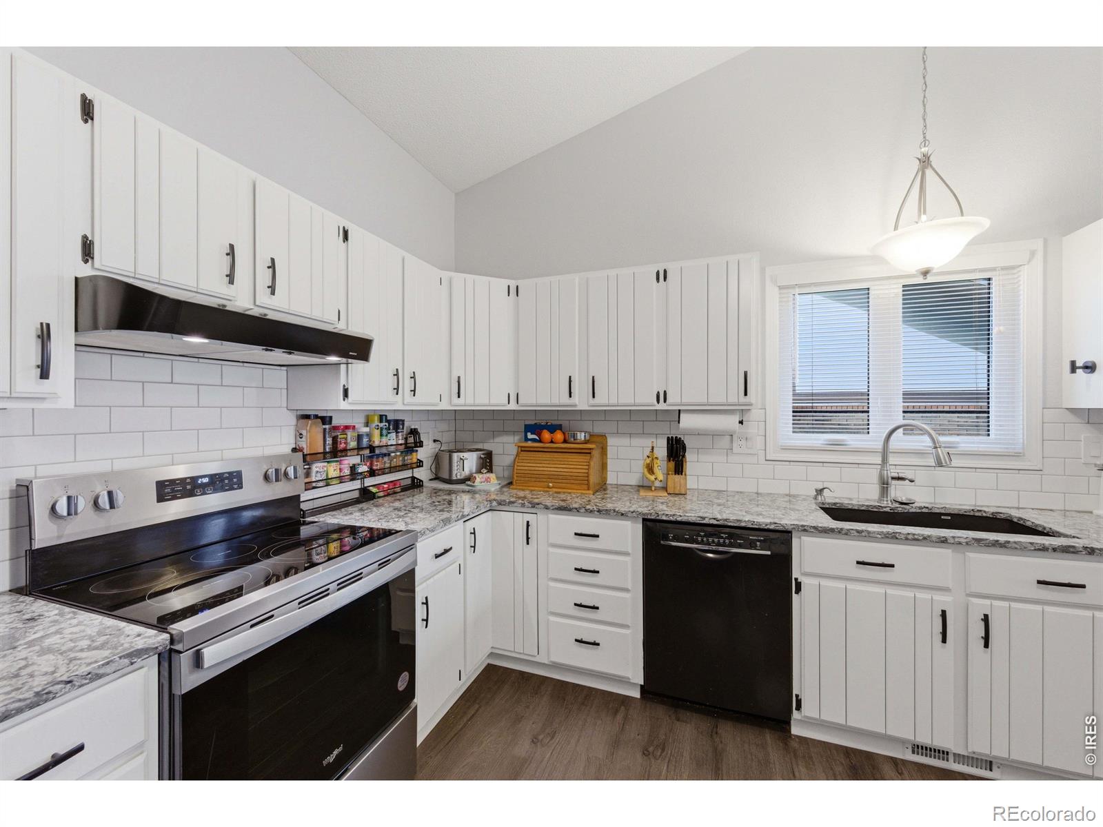 MLS Image #15 for 4020 w 15th street,greeley, Colorado