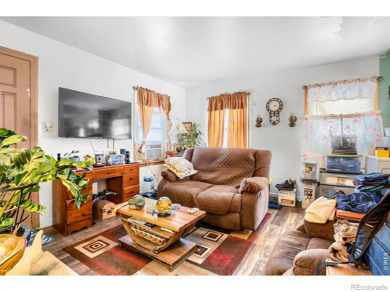 MLS Image #4 for 835  grove street,denver, Colorado