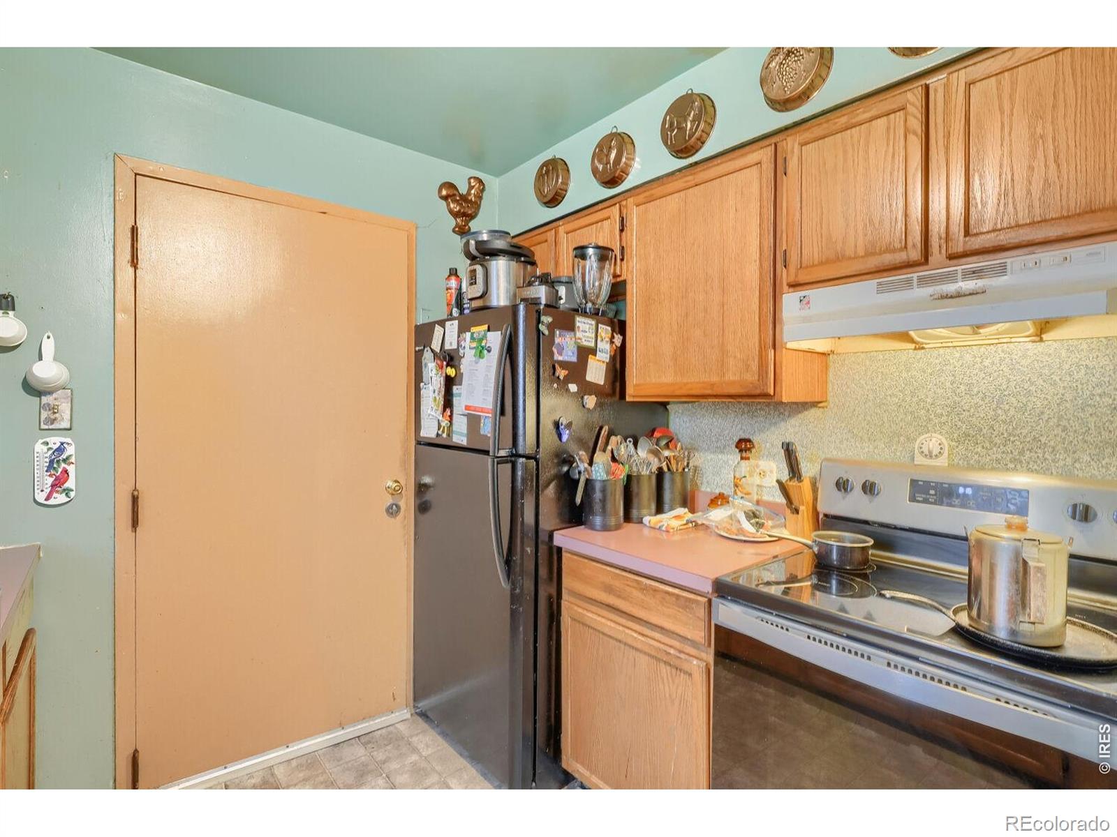 MLS Image #6 for 835  grove street,denver, Colorado