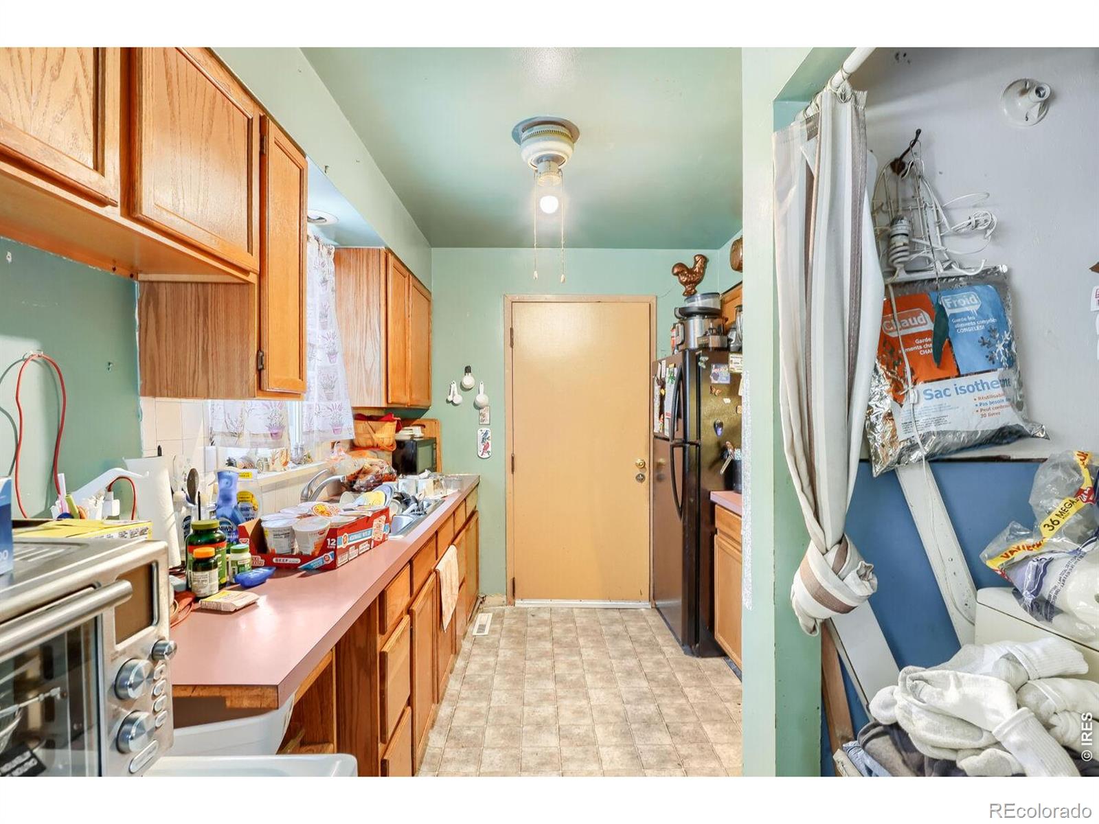 MLS Image #8 for 835  grove street,denver, Colorado