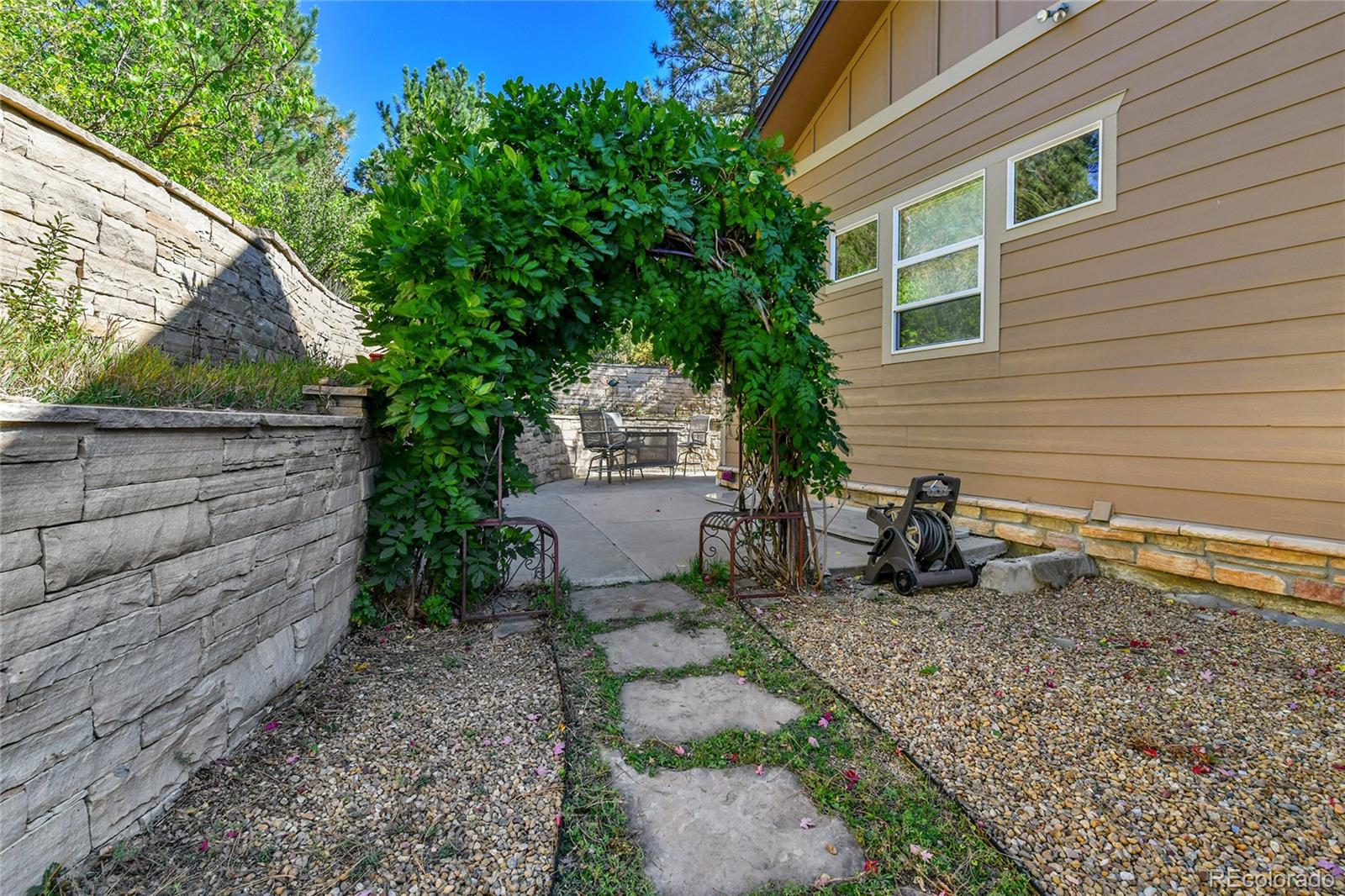 MLS Image #16 for 7028 s irvington court,aurora, Colorado