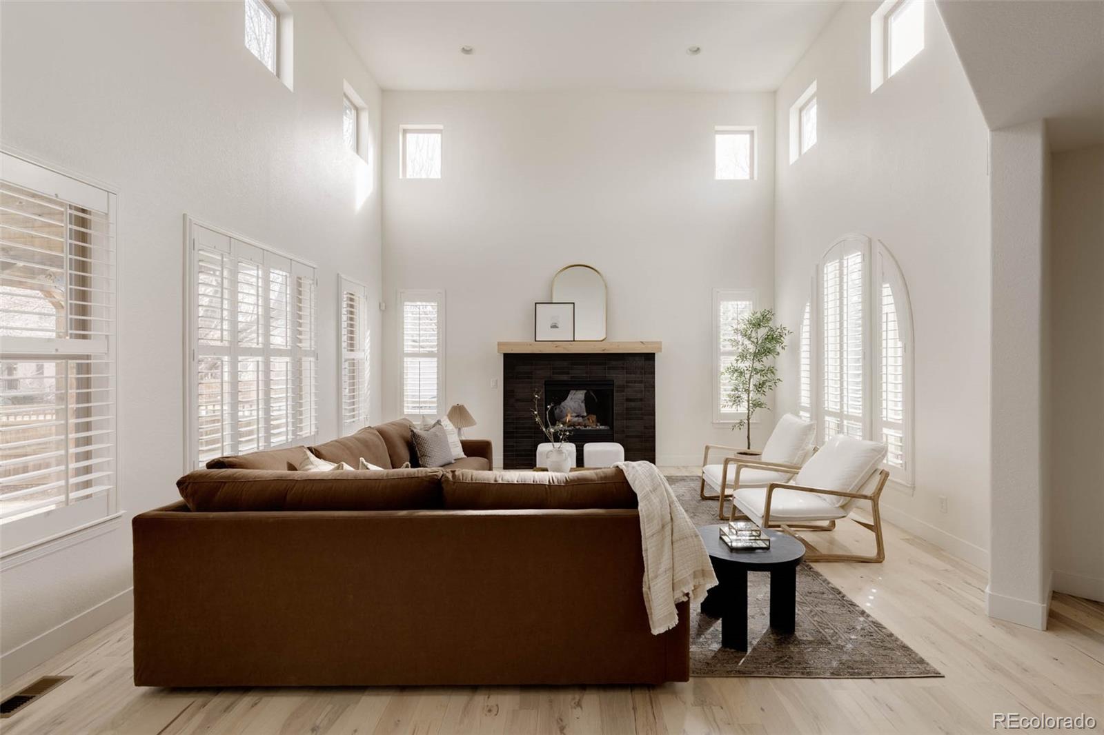 MLS Image #11 for 9041 e 29th avenue,denver, Colorado