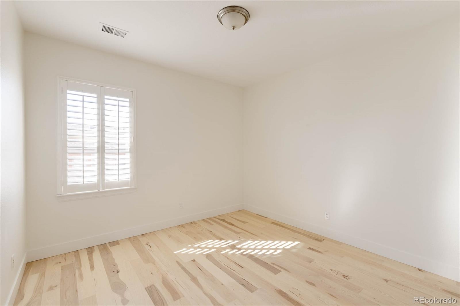 MLS Image #31 for 9041 e 29th avenue,denver, Colorado