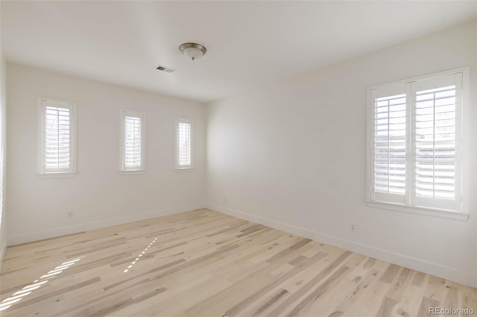 MLS Image #34 for 9041 e 29th avenue,denver, Colorado