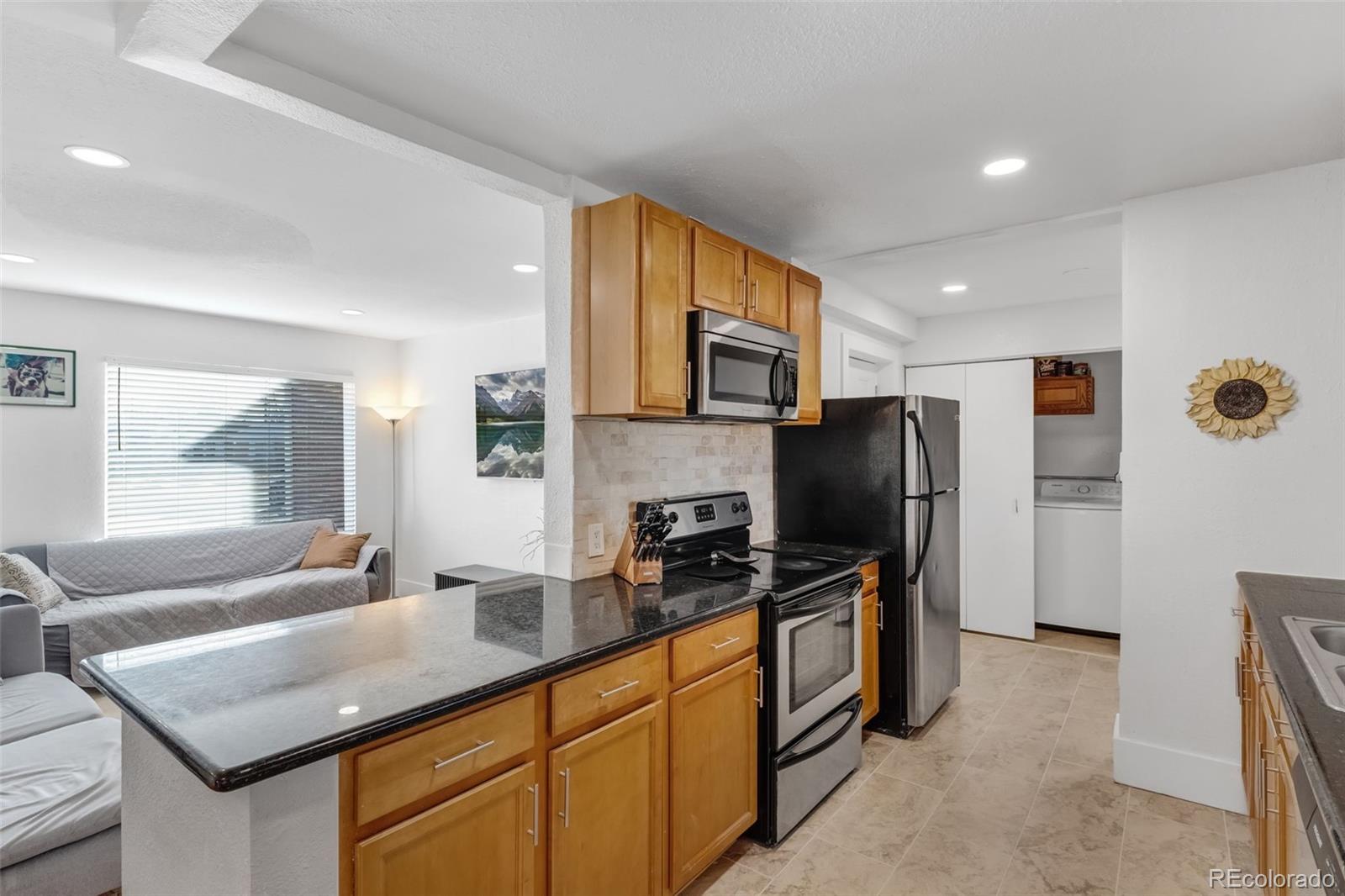 MLS Image #4 for 2885  oneida street,denver, Colorado