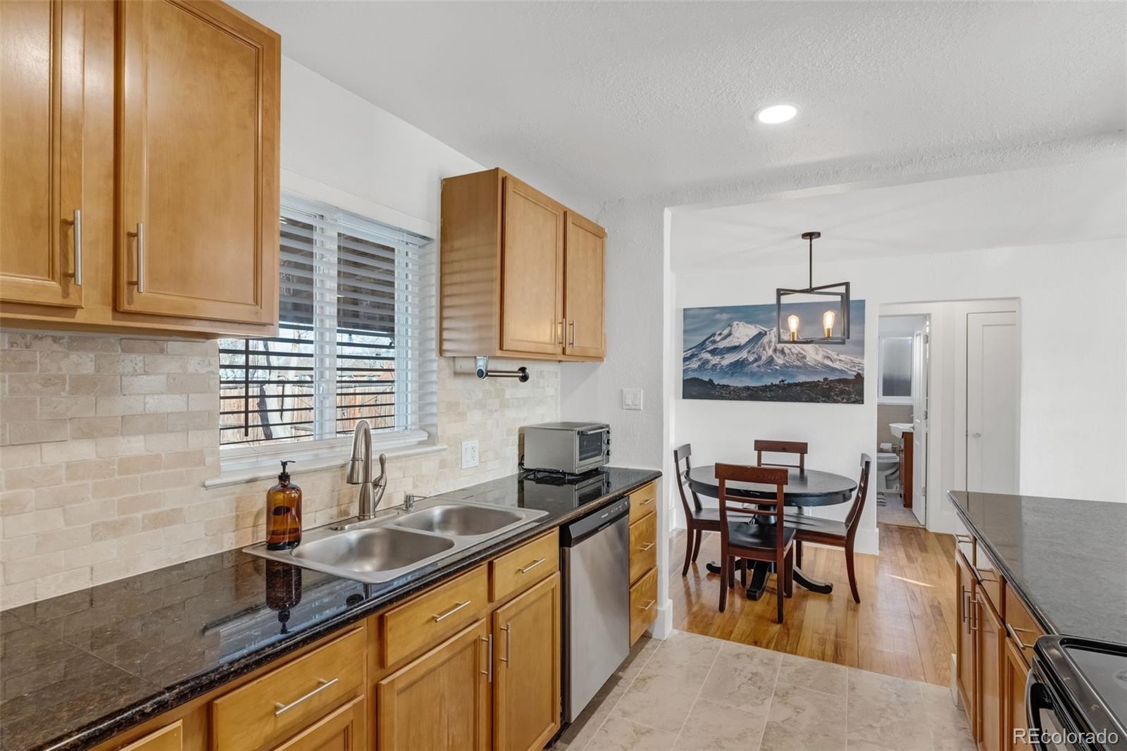 MLS Image #5 for 2885  oneida street,denver, Colorado