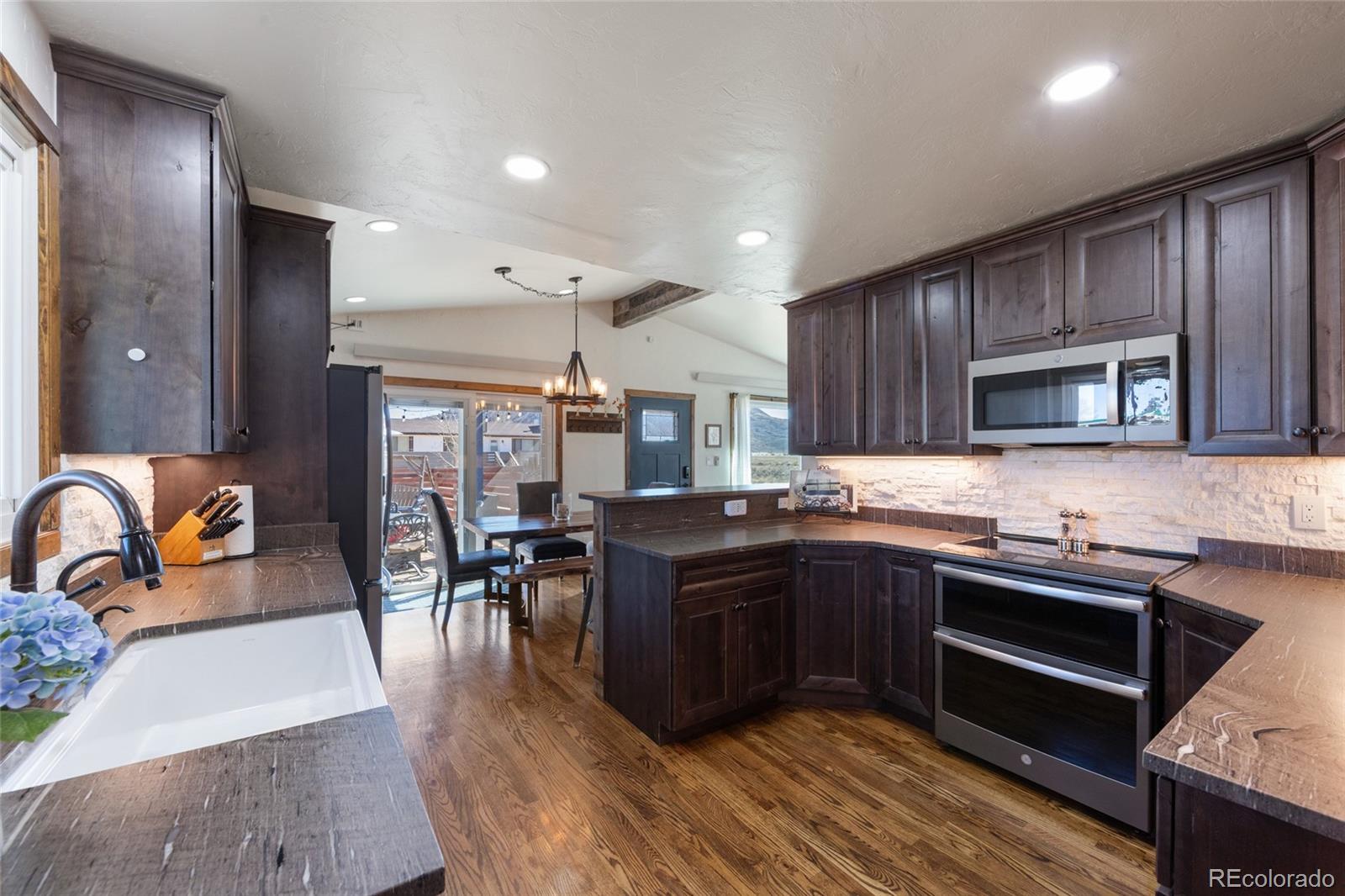 MLS Image #11 for 203  20th ,kremmling, Colorado