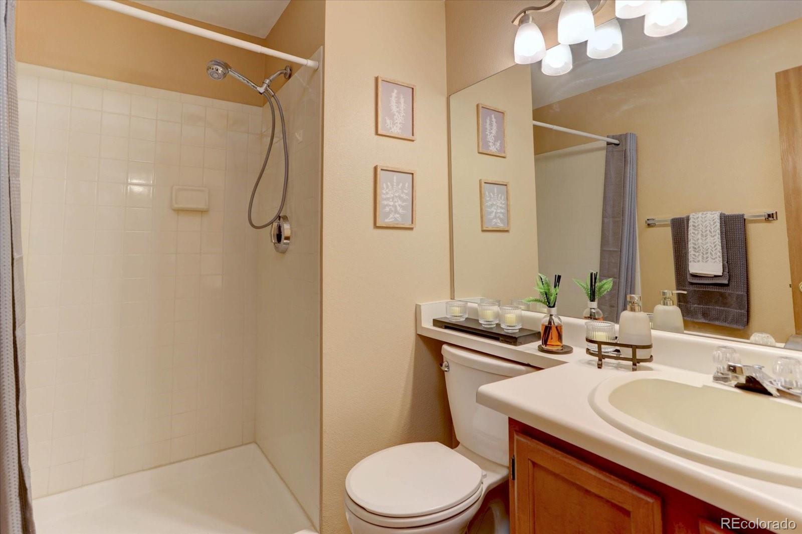 MLS Image #12 for 5512 s taft street,littleton, Colorado