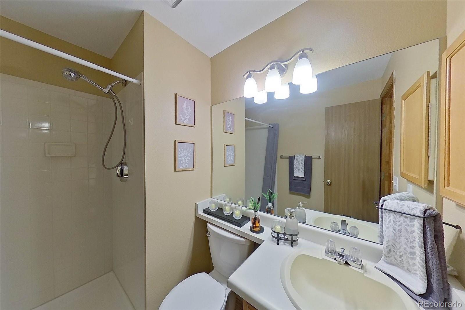 MLS Image #18 for 5512 s taft street,littleton, Colorado