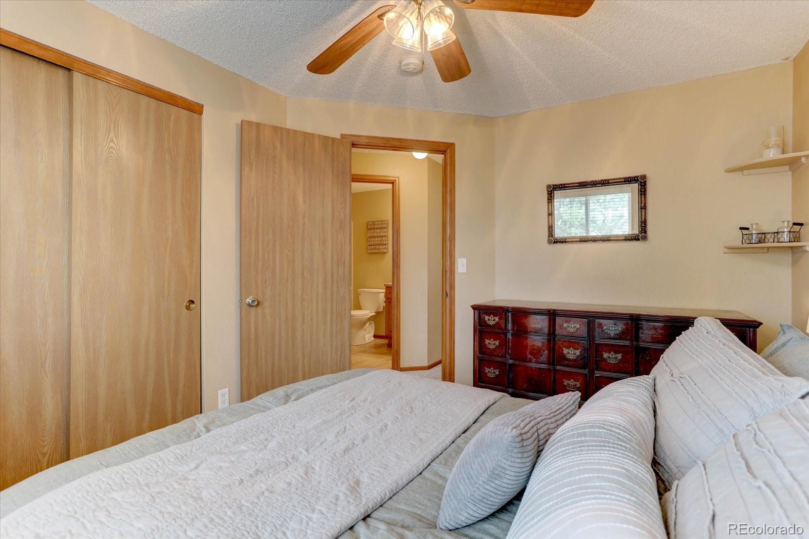 MLS Image #20 for 5512 s taft street,littleton, Colorado