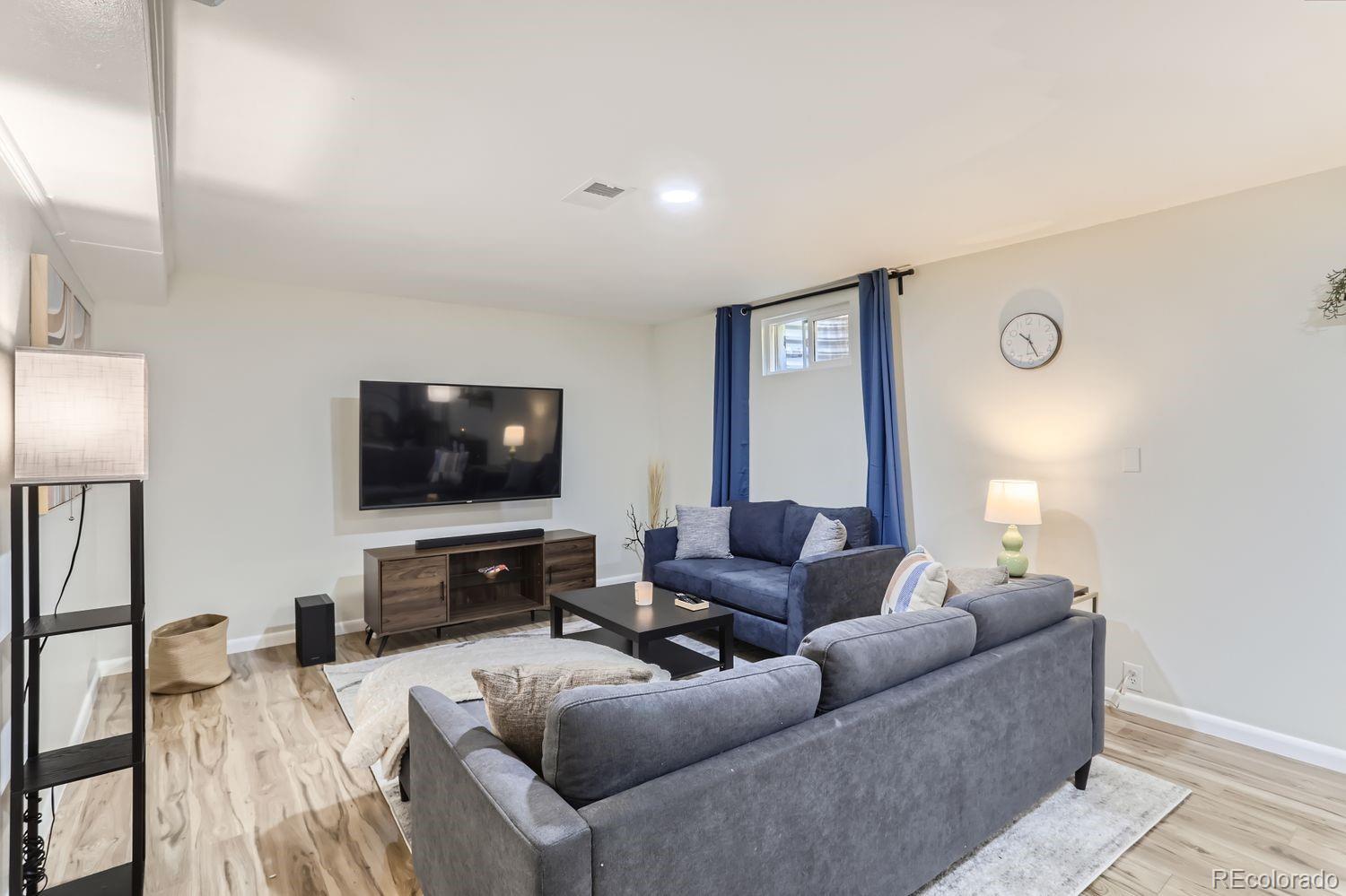 MLS Image #13 for 1301  worley drive,denver, Colorado