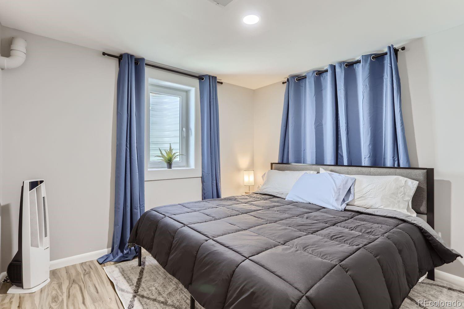 MLS Image #19 for 1301  worley drive,denver, Colorado