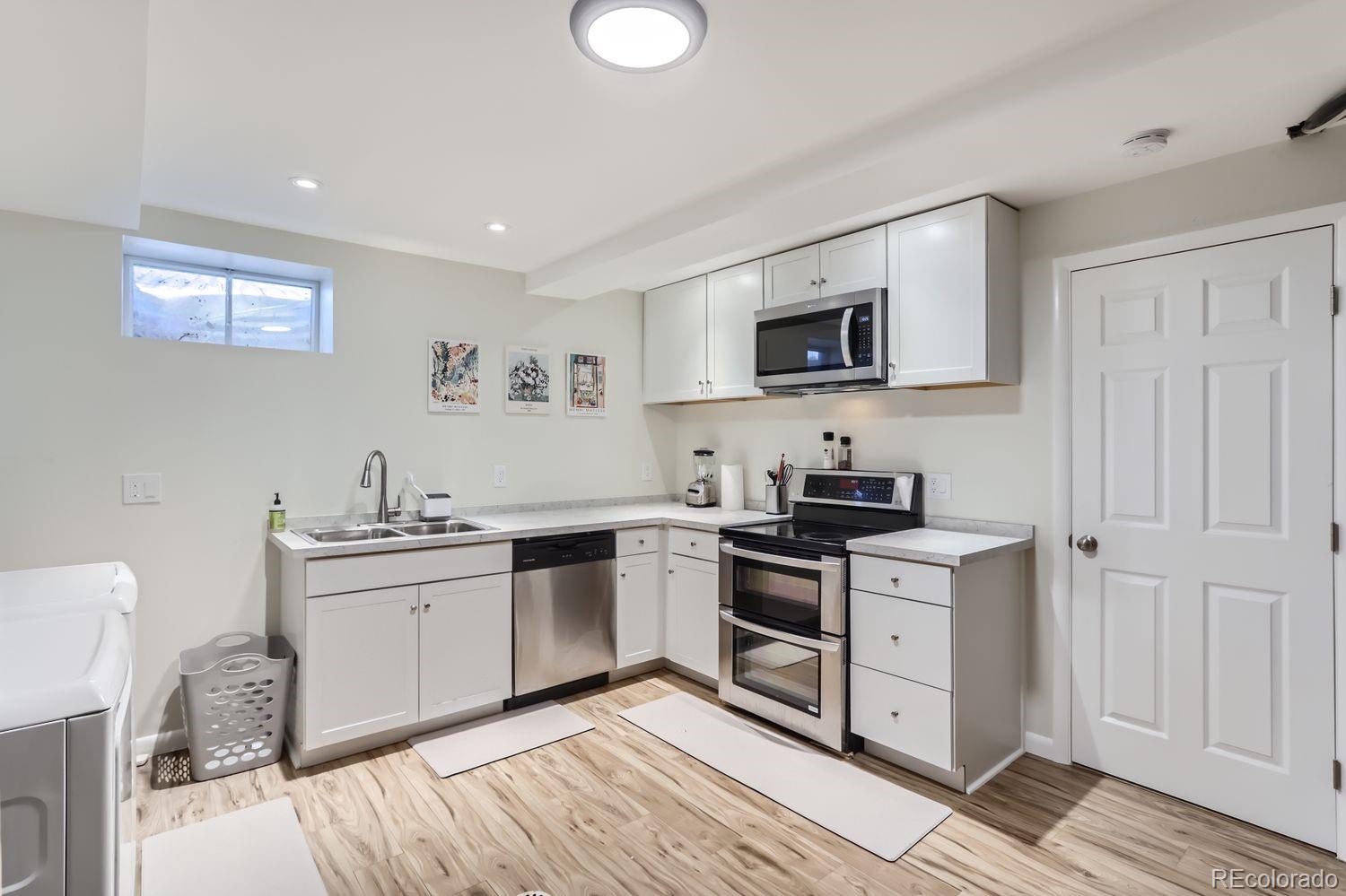 MLS Image #22 for 1301  worley drive,denver, Colorado