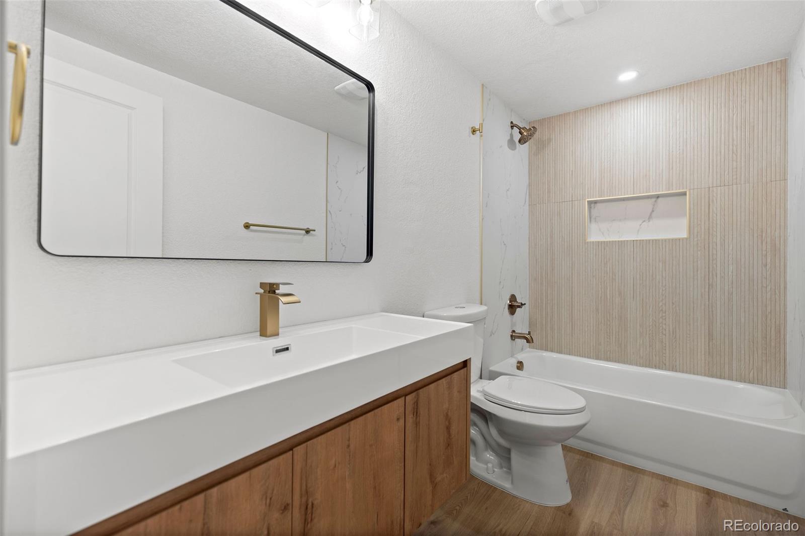 MLS Image #27 for 3698 s norfolk way,aurora, Colorado