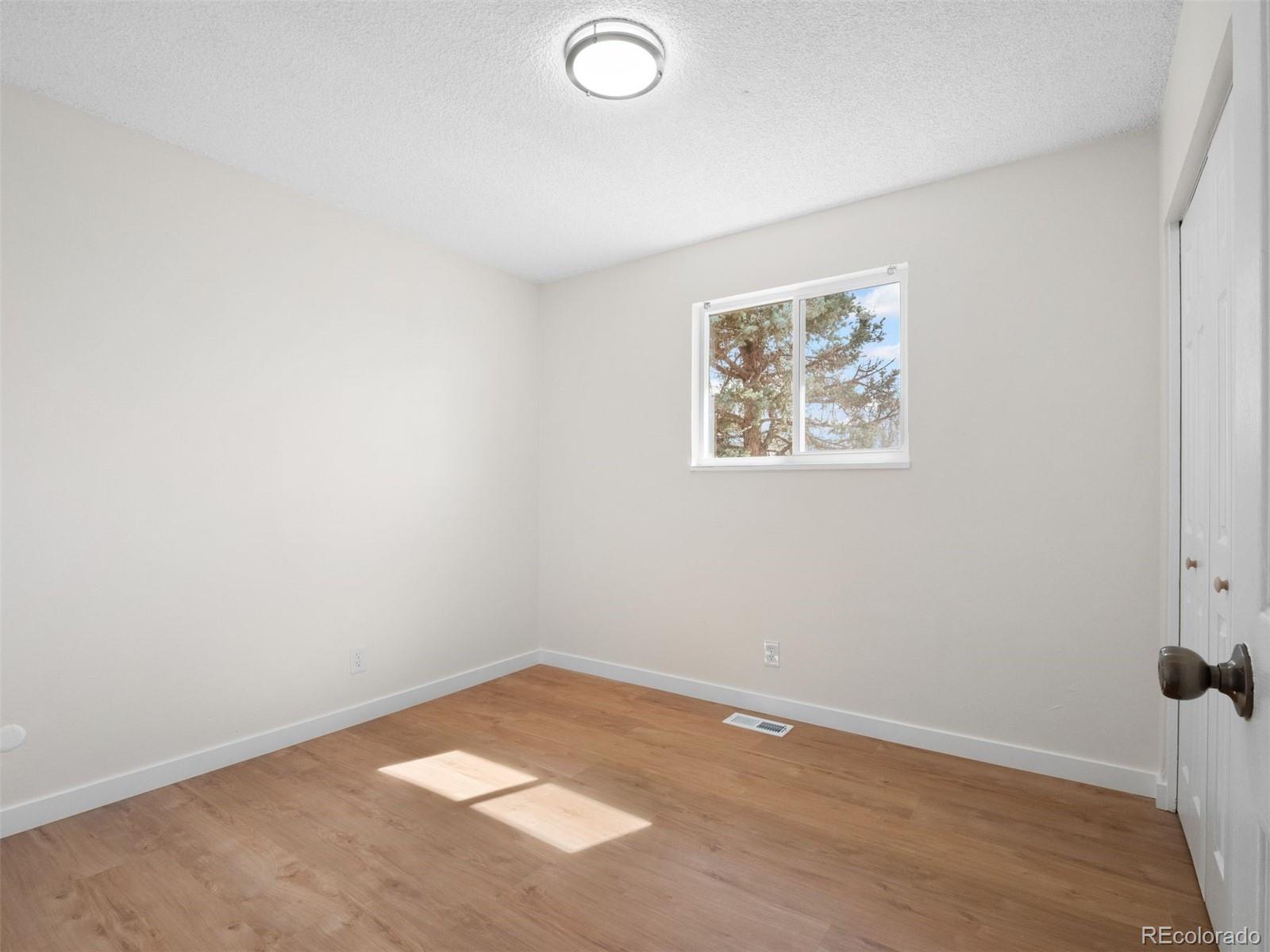 MLS Image #14 for 13061  olmsted place,denver, Colorado
