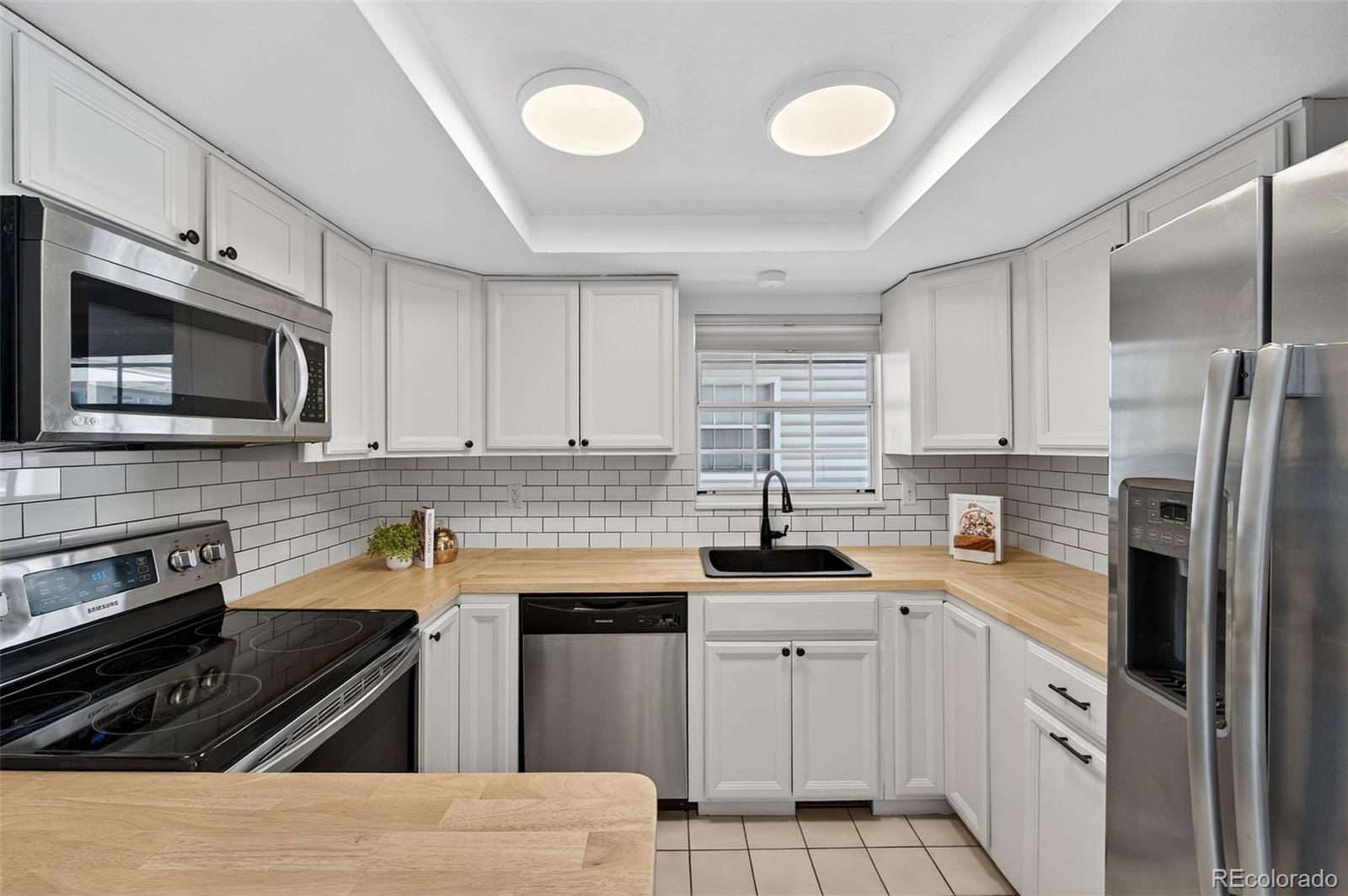 MLS Image #5 for 12523 e pacific circle e,aurora, Colorado