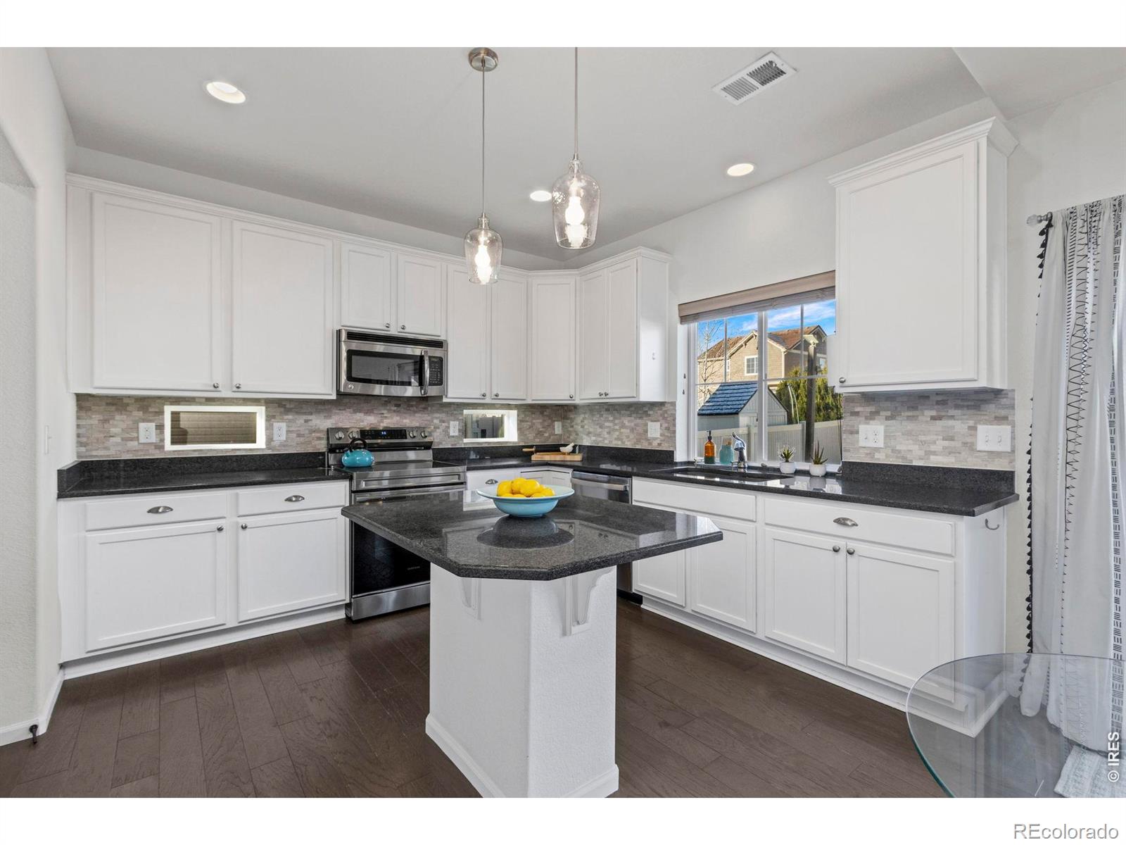 MLS Image #14 for 3418  yellowwood lane,johnstown, Colorado