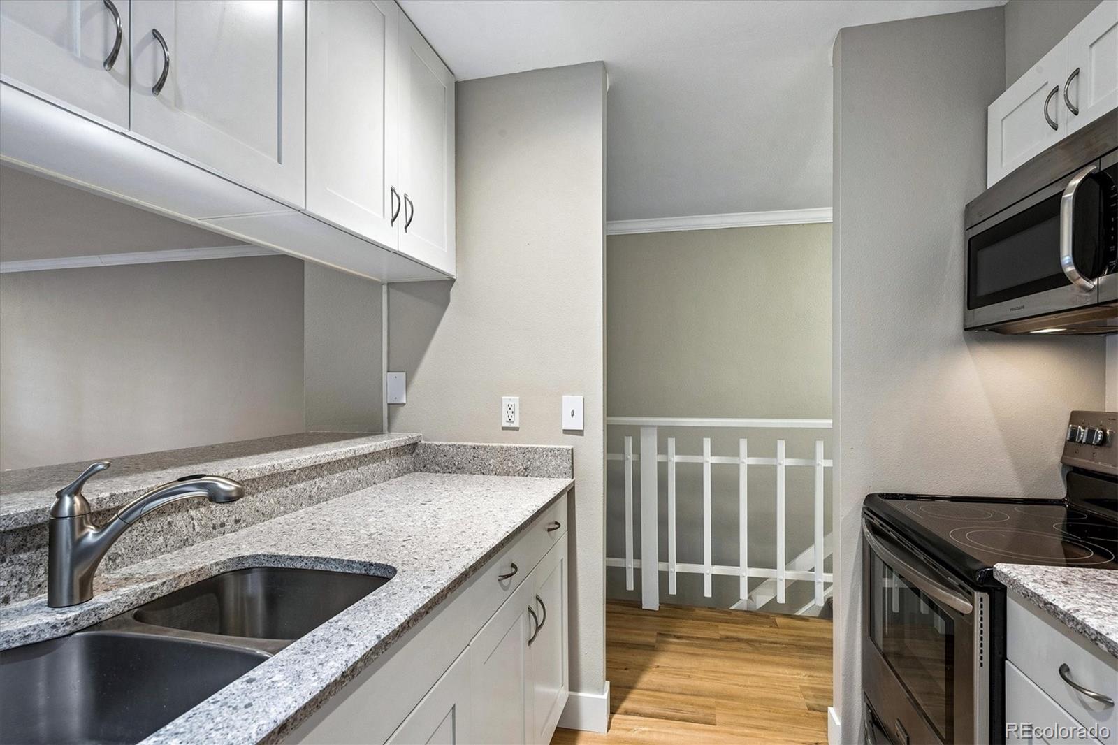 MLS Image #14 for 1180 s monaco parkway 5,denver, Colorado